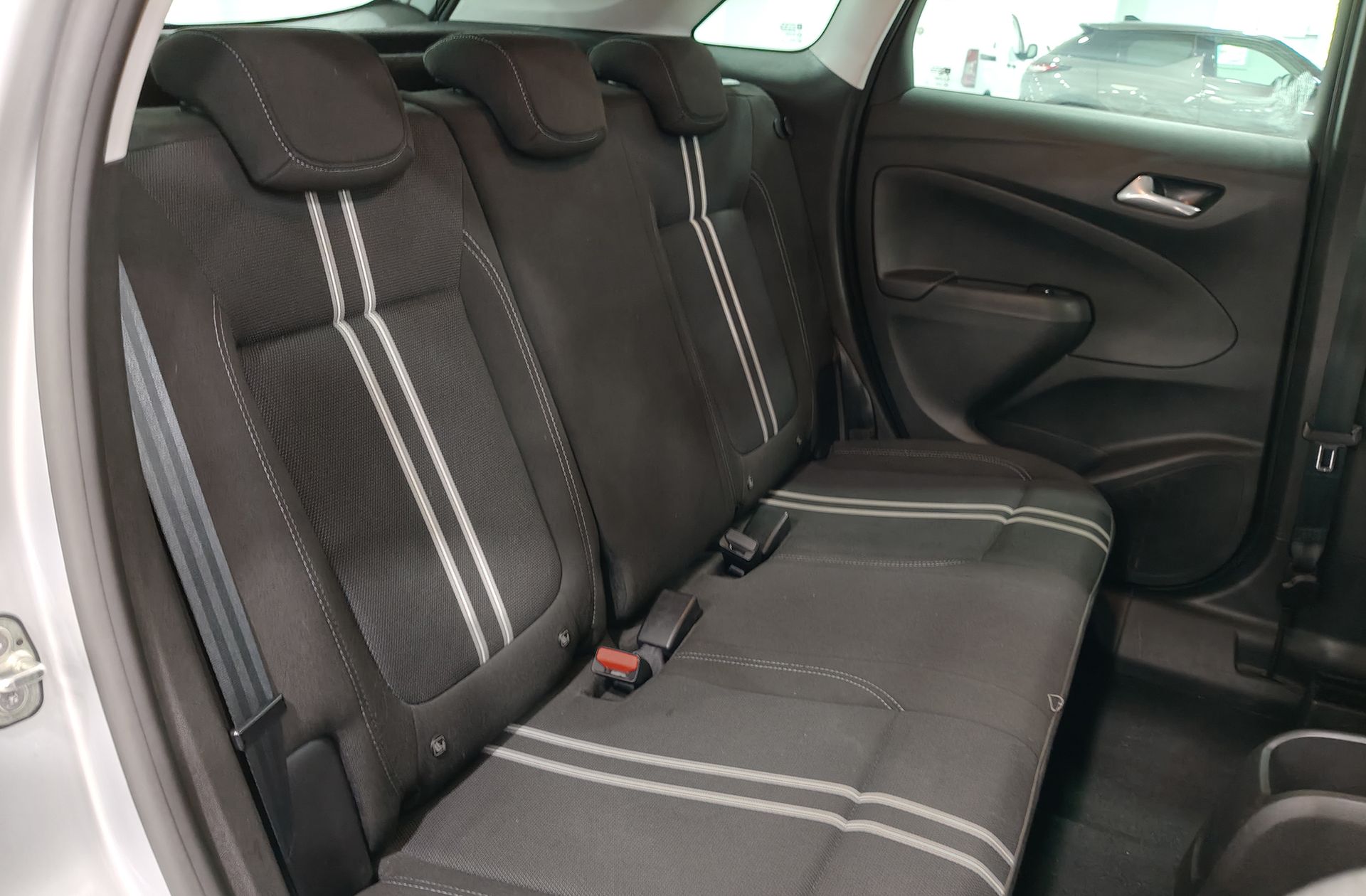 Opel Crossland 1.2 Elegance - foto 20