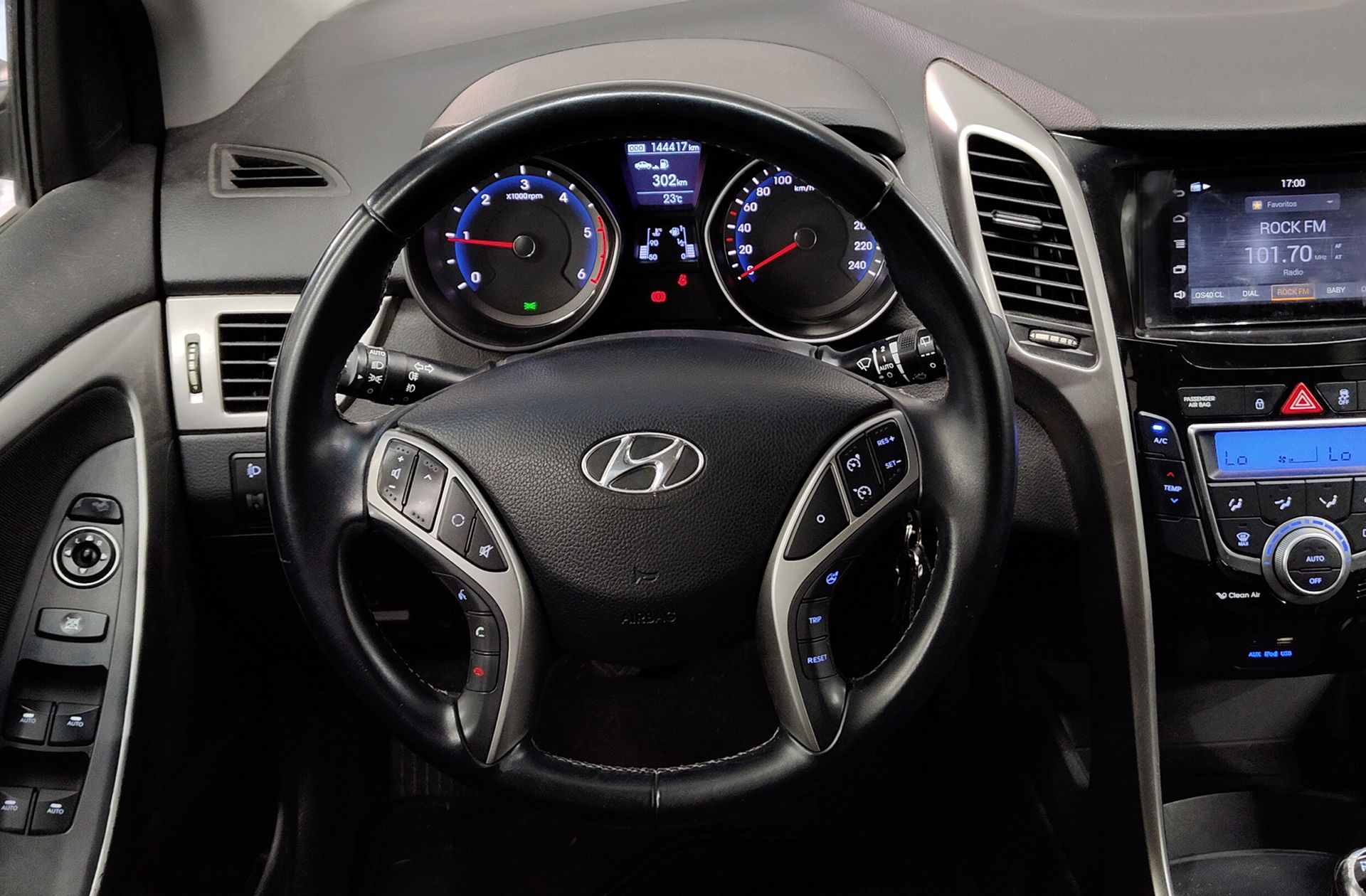 Hyundai i30 1.4 CRDi Go! - foto 18