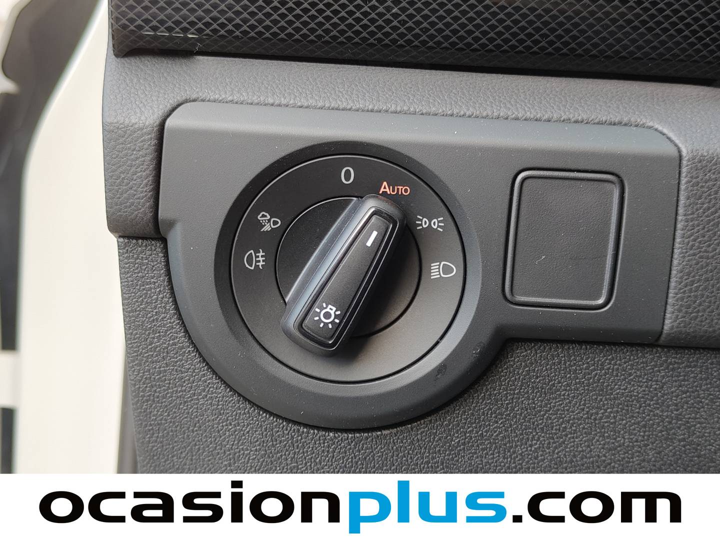 Foto Volkswagen T-Cross Volkswagen T-Cross R-Line 1.0 TSI (116 CV) DSG