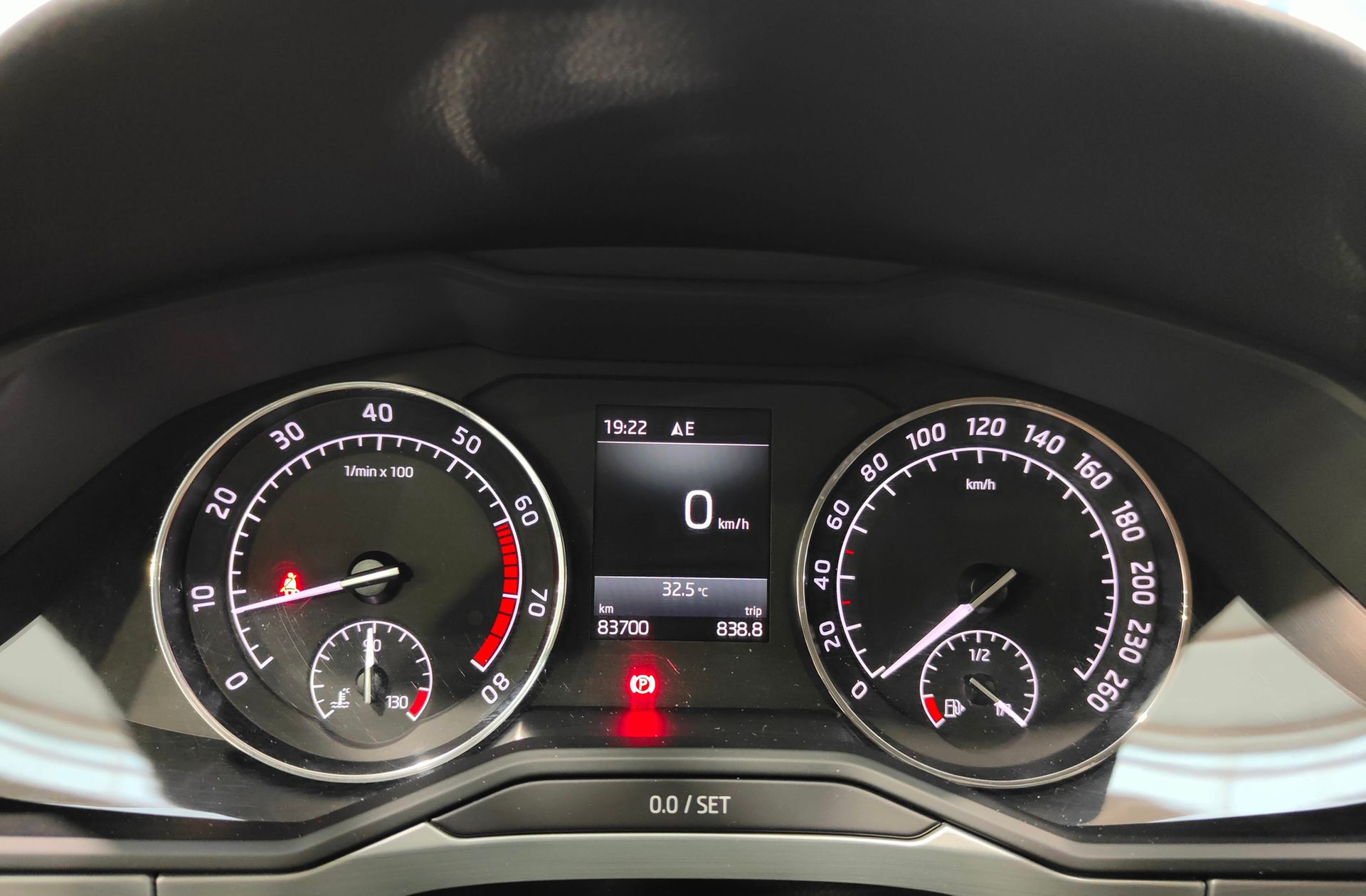Škoda Superb 1.4 TSI Ambition - foto 23
