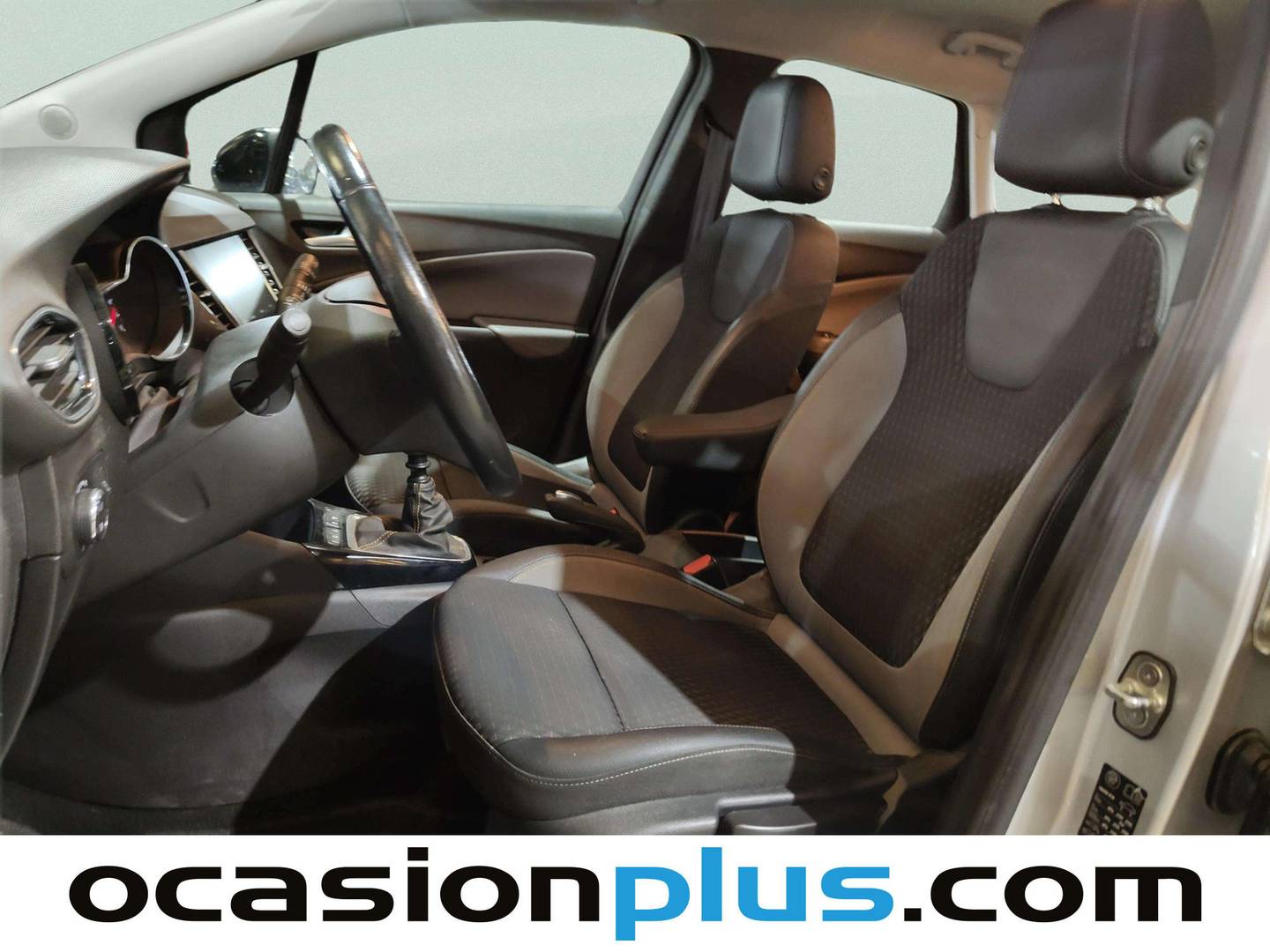 Foto asientos delanteros Opel Crossland X Opel Crossland X Crossland X 1.2 Innovation (130 CV)