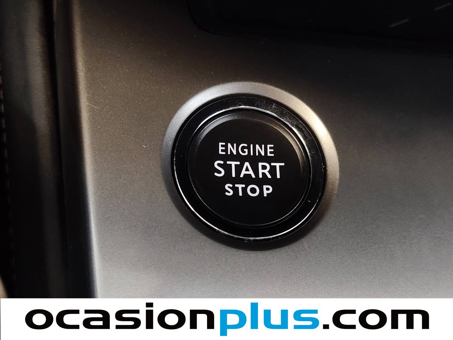 Foto Peugeot 408 Peugeot 408 PHEV 180 Allure Pack e-EAT8 (181 CV)