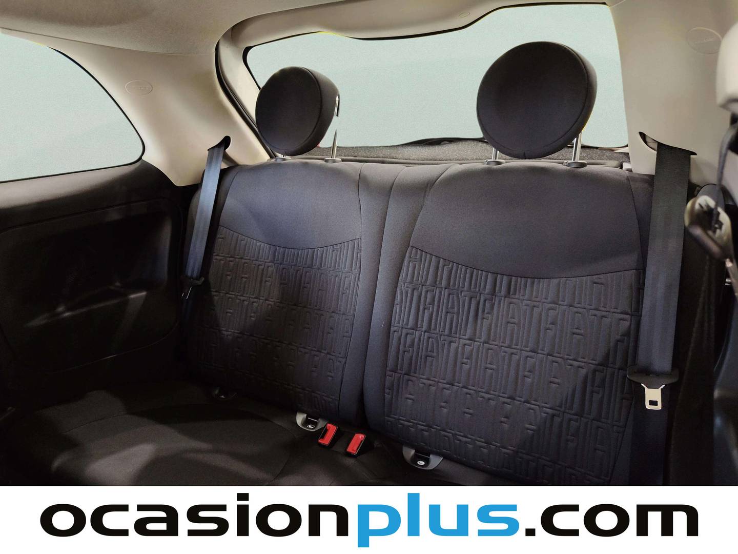 Foto asientos traseros Fiat 500 Fiat 500 1.0 Hybrid Dolcevita (70 CV)