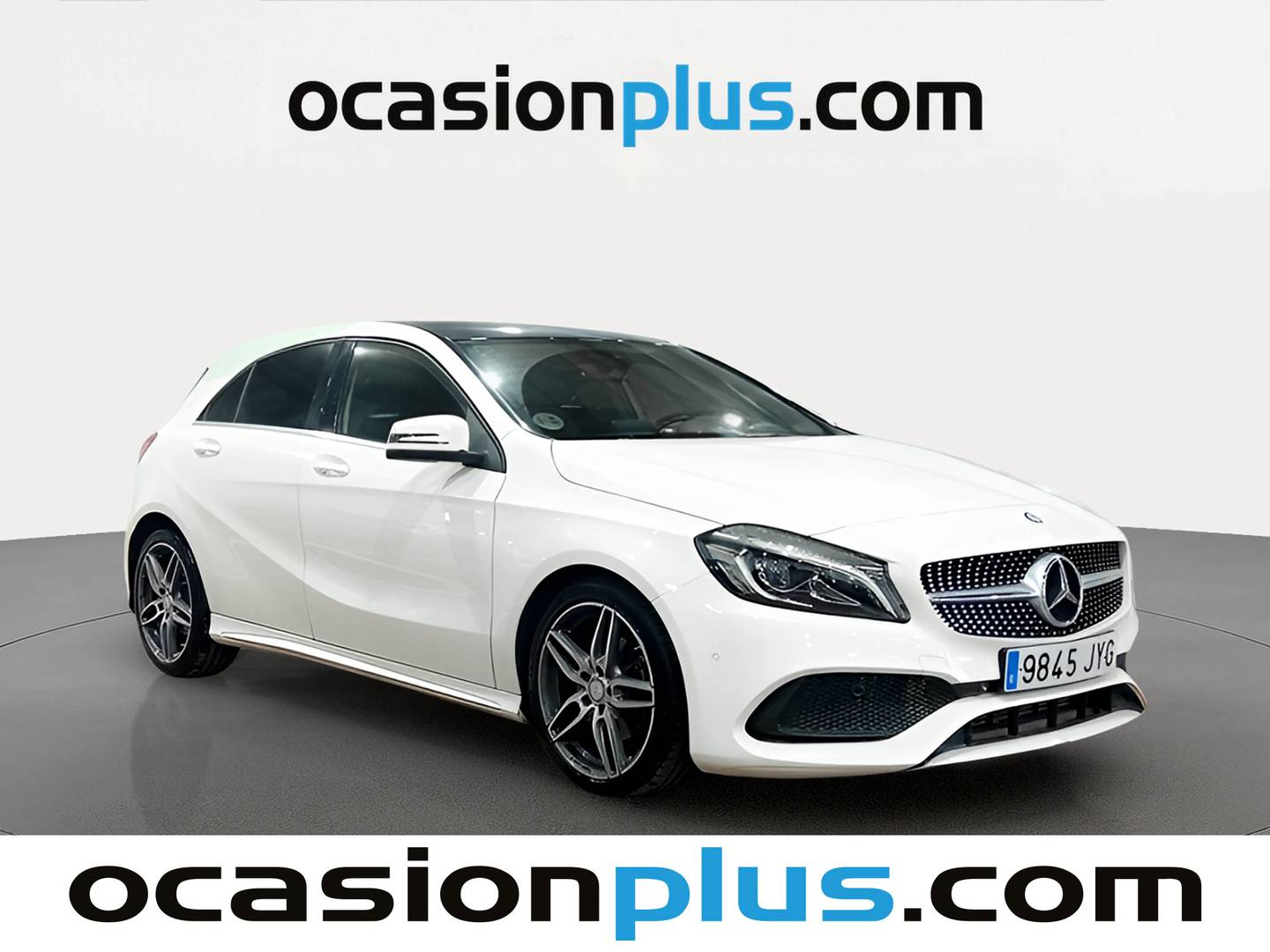 Foto delantera Mercedes Clase A Mercedes Clase A 180 Pack AMG (122 CV) derecha