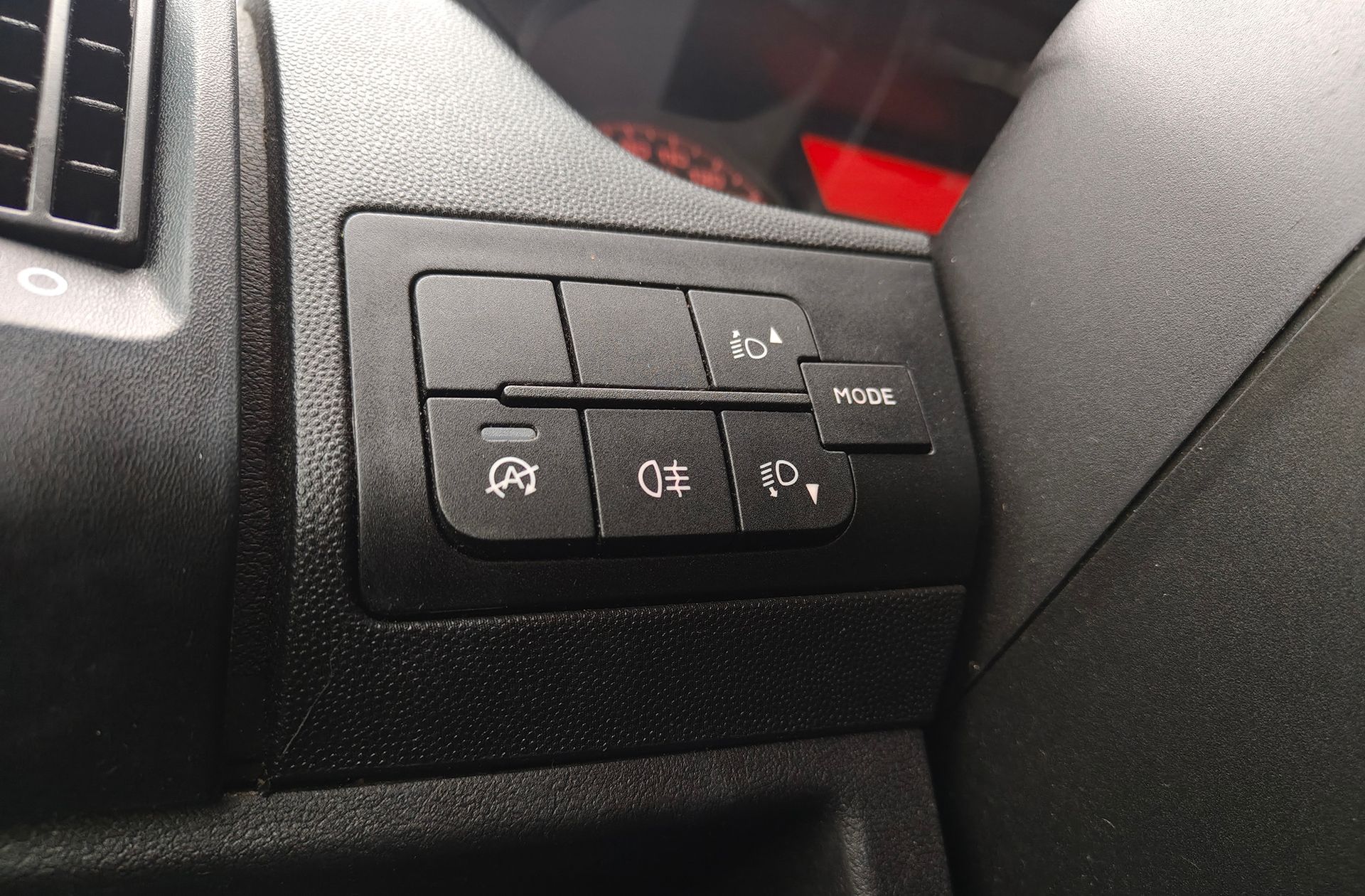 Peugeot Boxer BlueHDi 140 335 L3H2 - foto 8