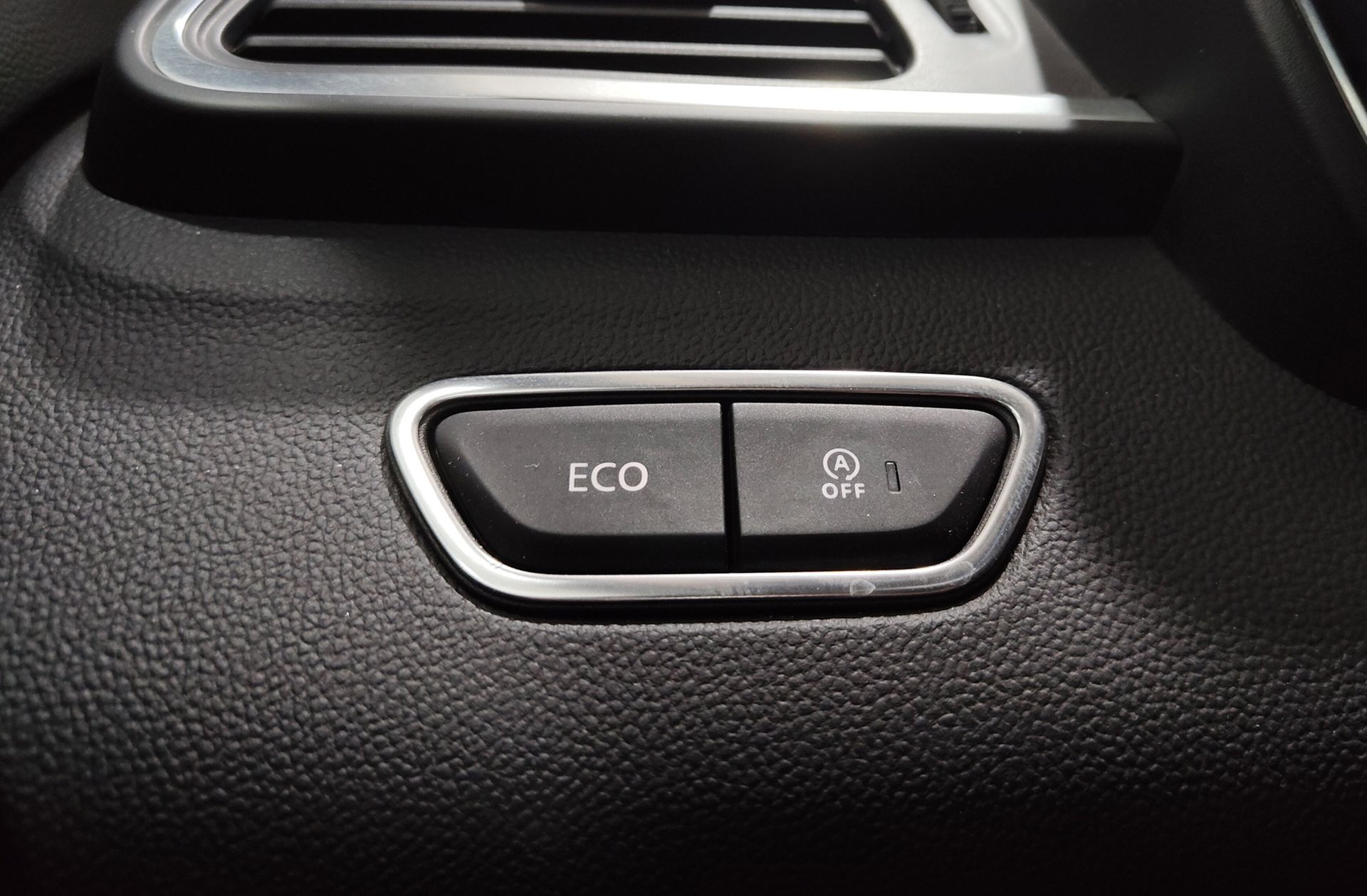 Renault Kadjar Techno TCe GPF - foto 24