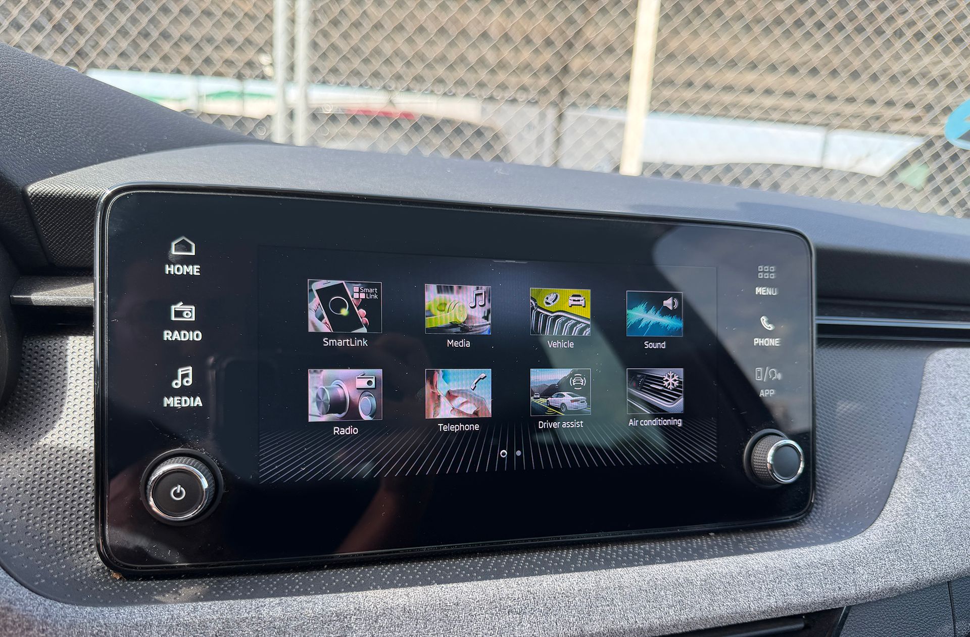 Škoda Kamiq 1.0 TSI Selection DSG - foto 24