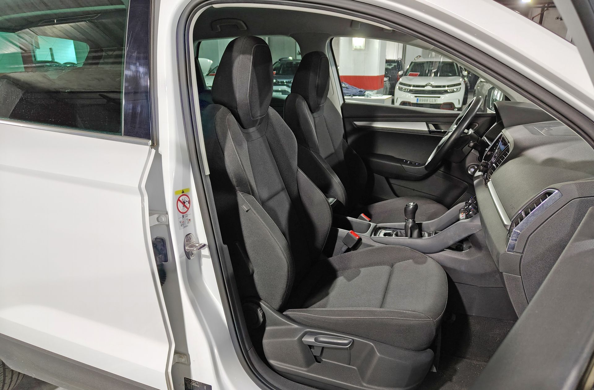 Škoda Karoq 2.0 TDI Selection - foto 15