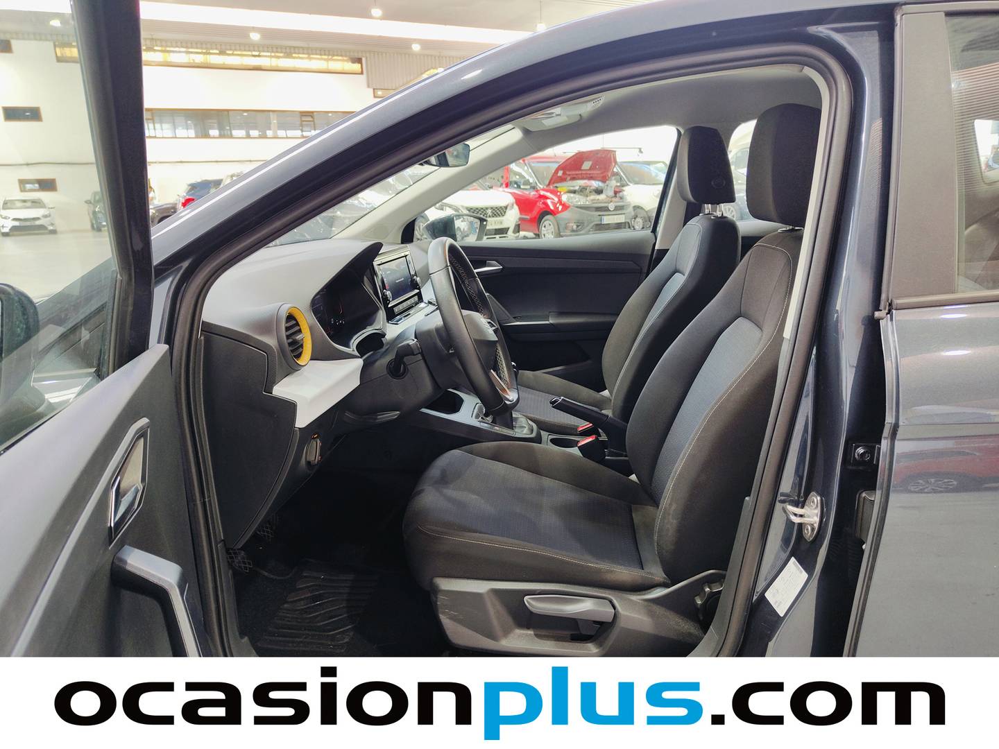 Foto asientos delanteros Seat Ibiza Seat Ibiza 1.0 TSI Style XL (110 CV)