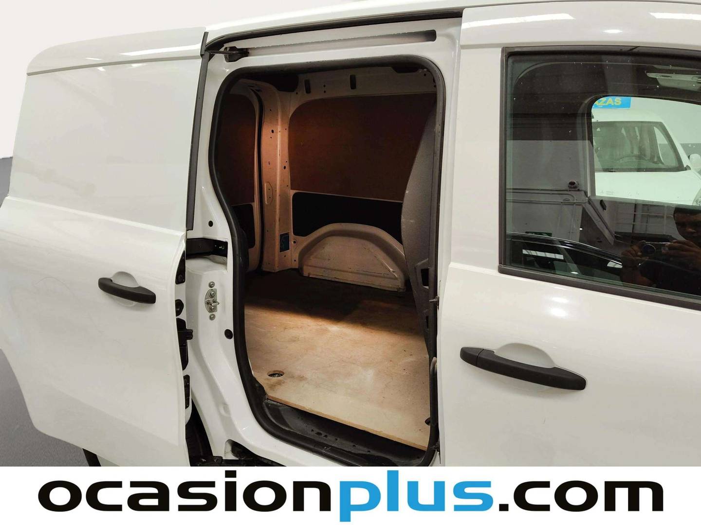 Foto asientos delanteros Nissan Townstar Nissan Townstar Furgon 1.3G L1 Profesional (130 CV)