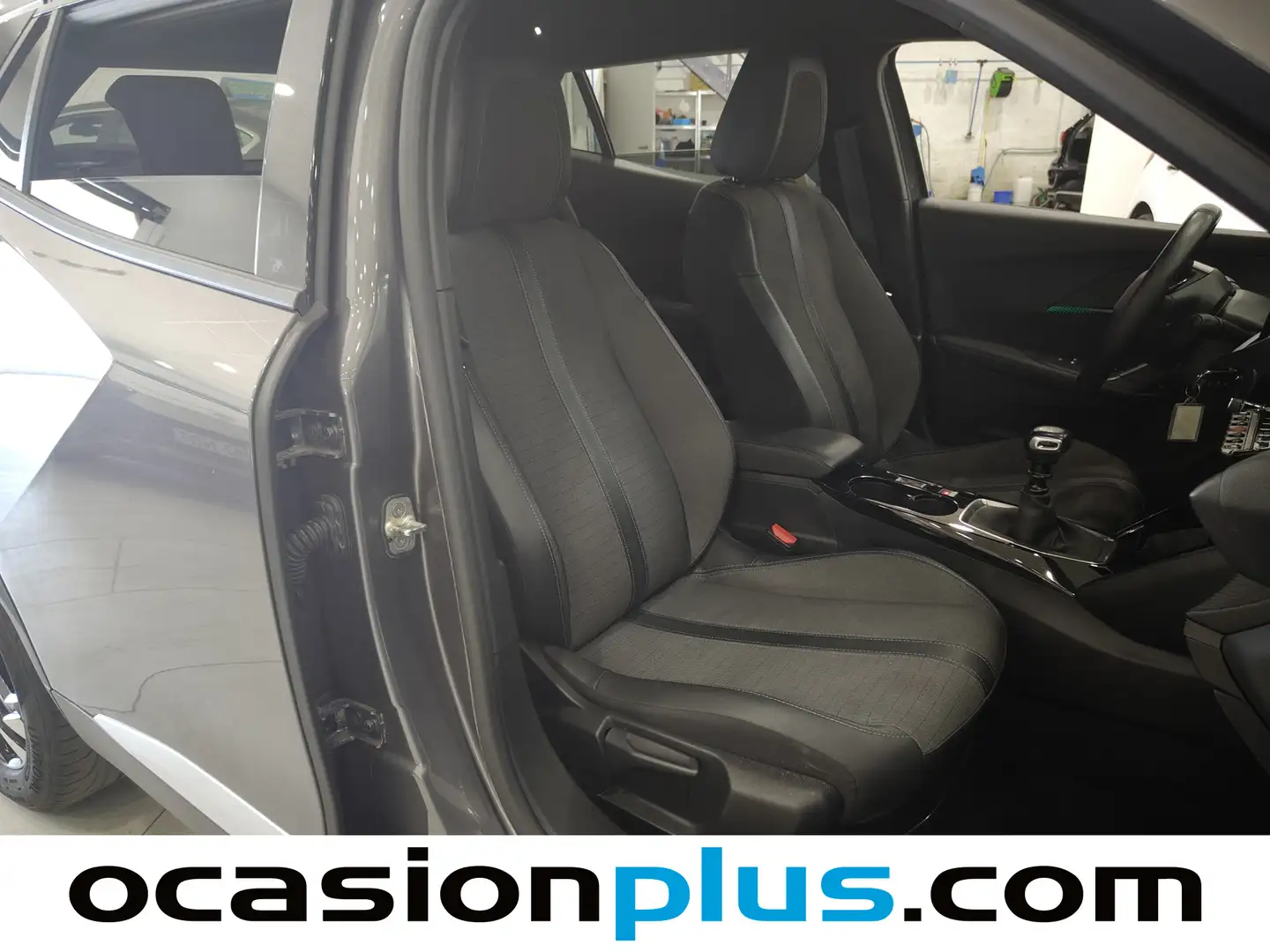 Foto Peugeot 2008 Peugeot 2008 PureTech 100 S&S Allure (100 CV)