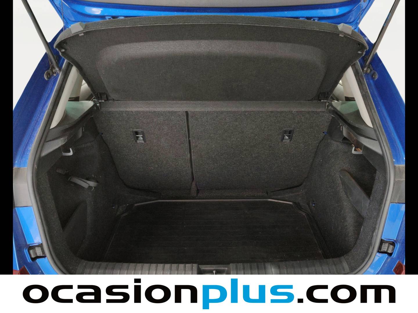 Foto Skoda Kamiq Skoda Kamiq 1.0 TSI Selection DSG (115 CV)