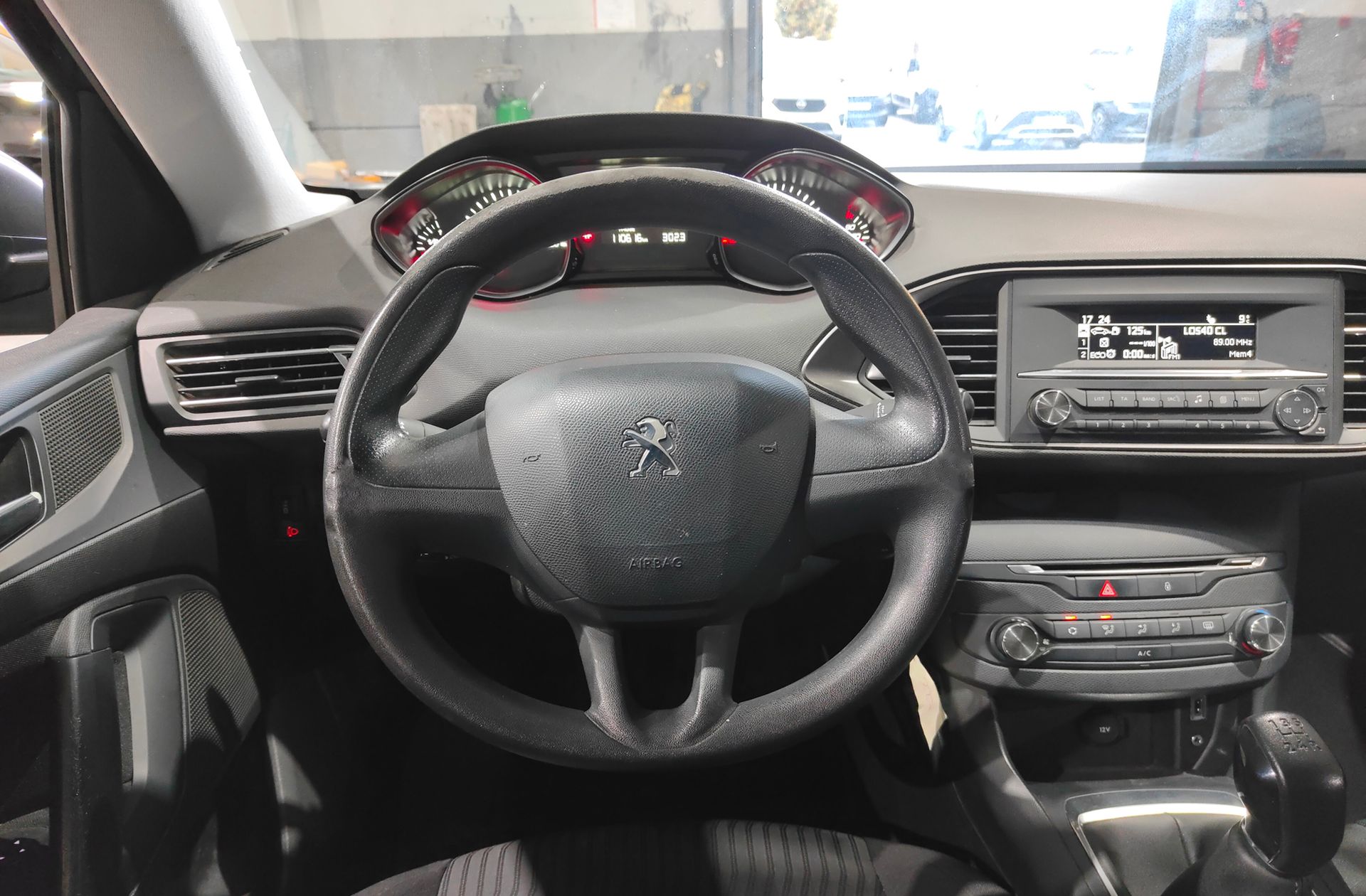 Peugeot 308 1.6 BlueHDi Access - foto 16