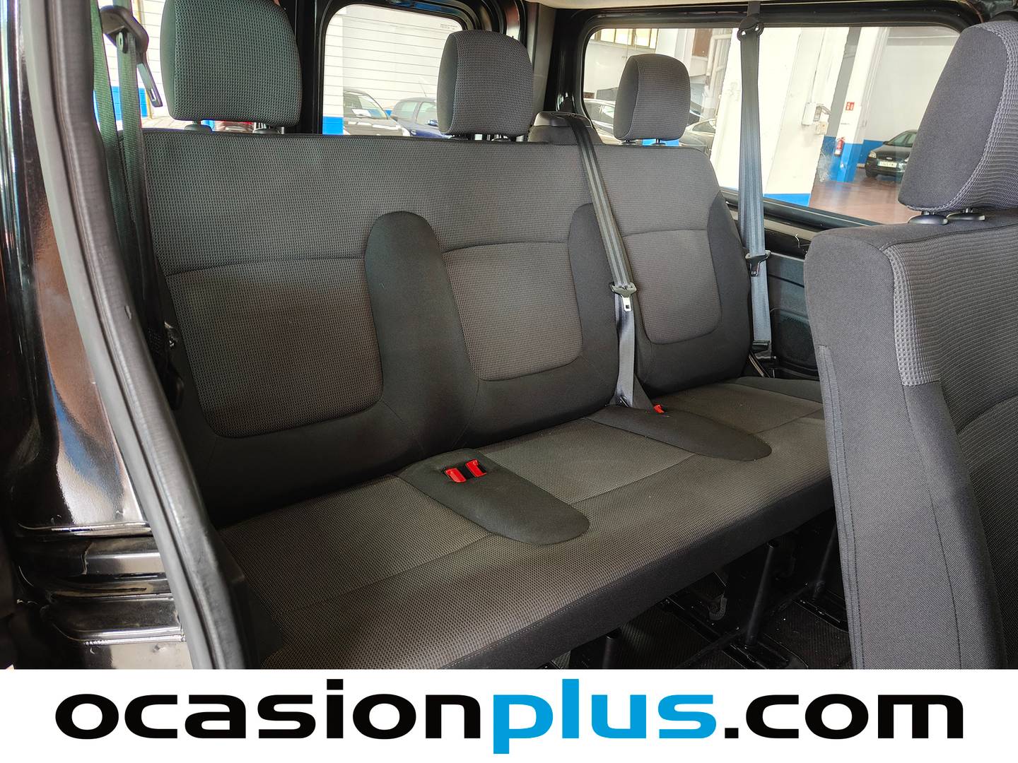 Foto asientos delanteros Nissan Primastar Nissan Primastar 2.0 dCi L2H1 Go (150 CV) 9 Plazas