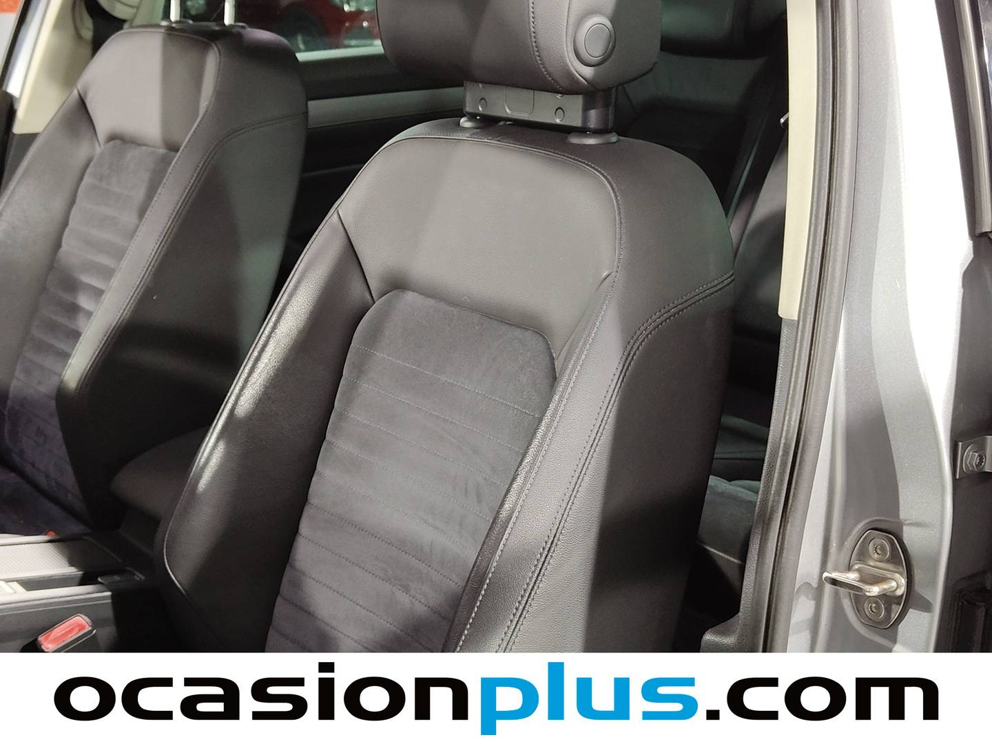 Equipamiento del Volkswagen Passat Volkswagen Passat Variant Sport 2.0 TDI (190 CV) DSG