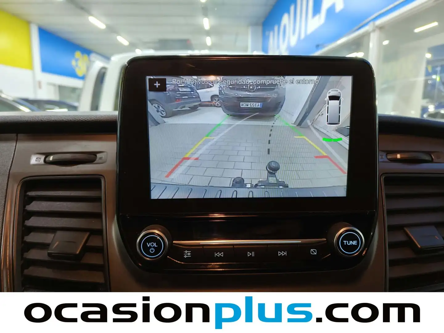 Foto Ford Transit Custom Ford Transit Custom Kombi 2.0 TDCI 320 L1 Trend  9 Plazas  (130 CV)