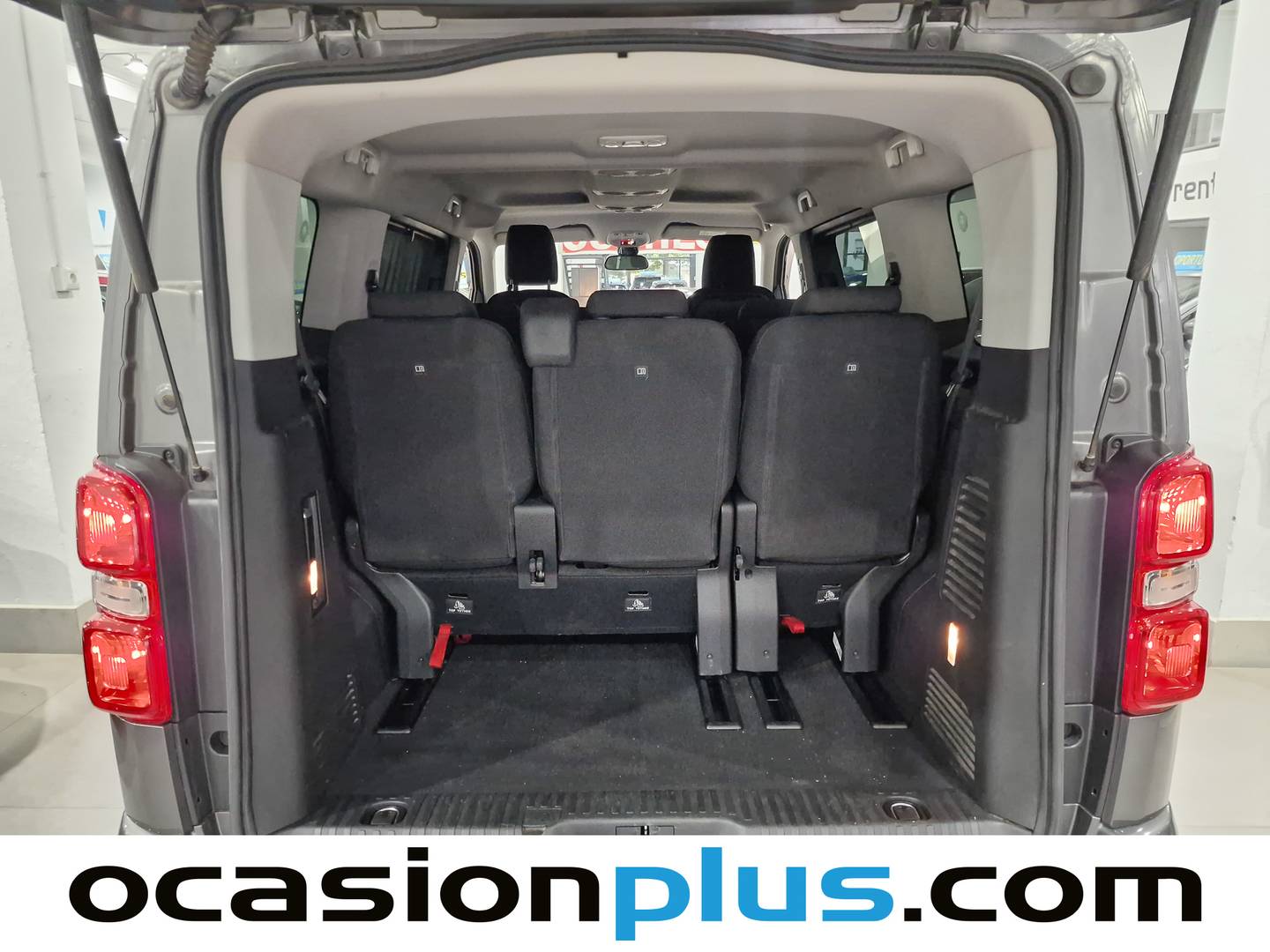 Foto Peugeot Traveller Peugeot Traveller BlueHDi 150 Active Standard (150 CV) 8 Plazas siete plazas