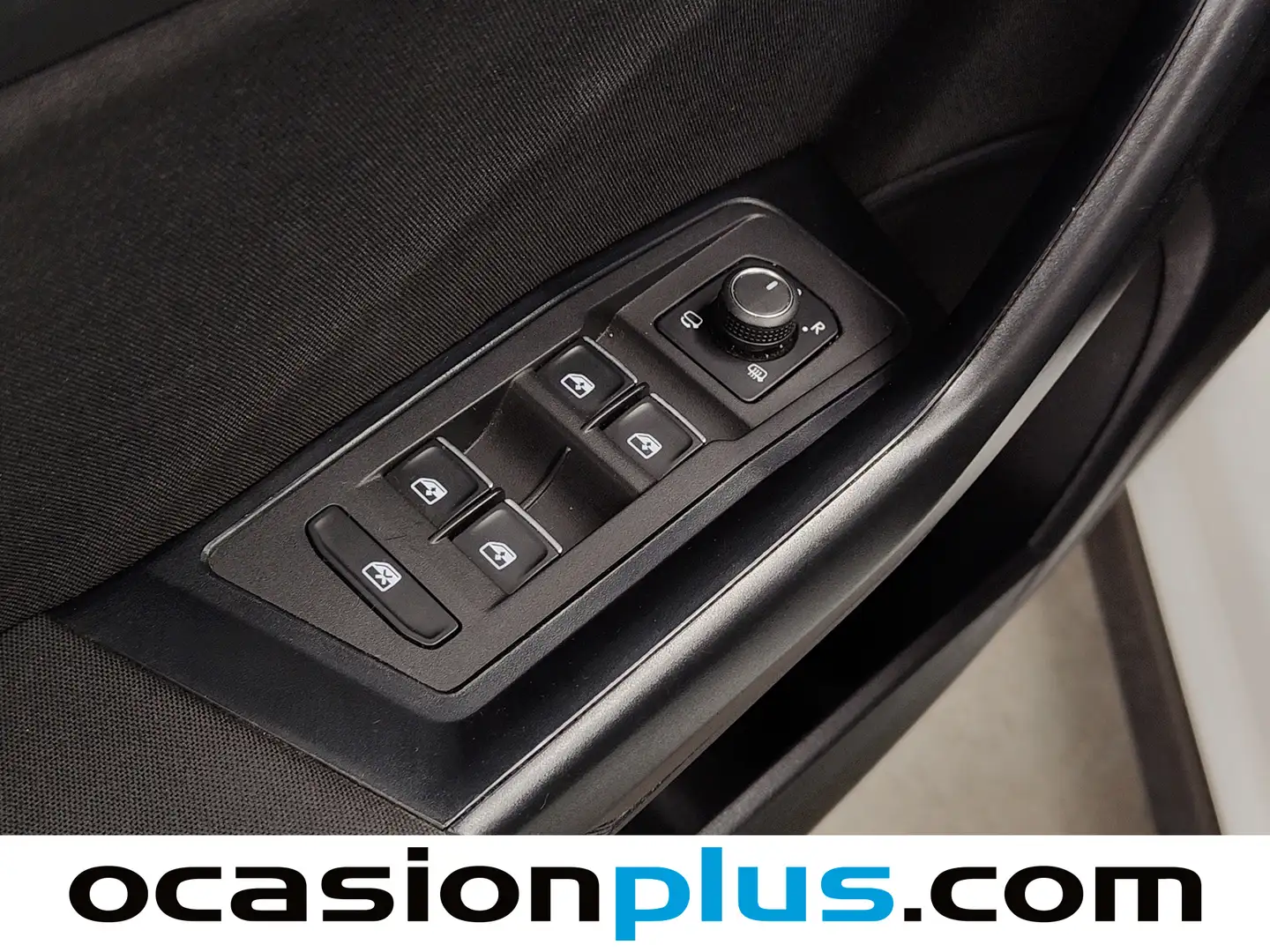 Foto Volkswagen T-Roc Volkswagen T-Roc Edition 1.6 TDI (115 CV)