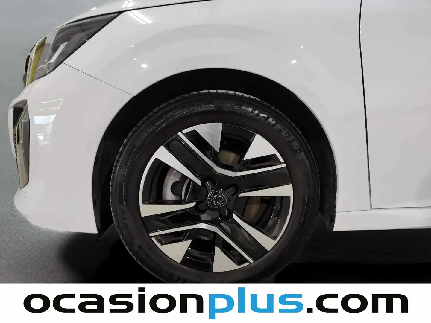 Foto Peugeot 208 Peugeot 208 PureTech 100 Allure 100 CV)