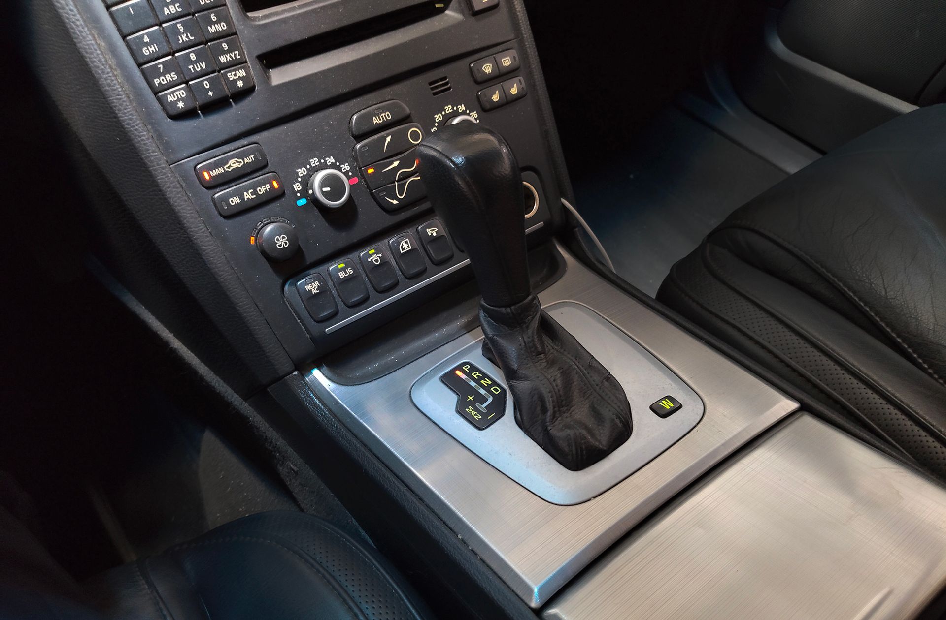 Volvo XC90 D5 Executive - foto 6