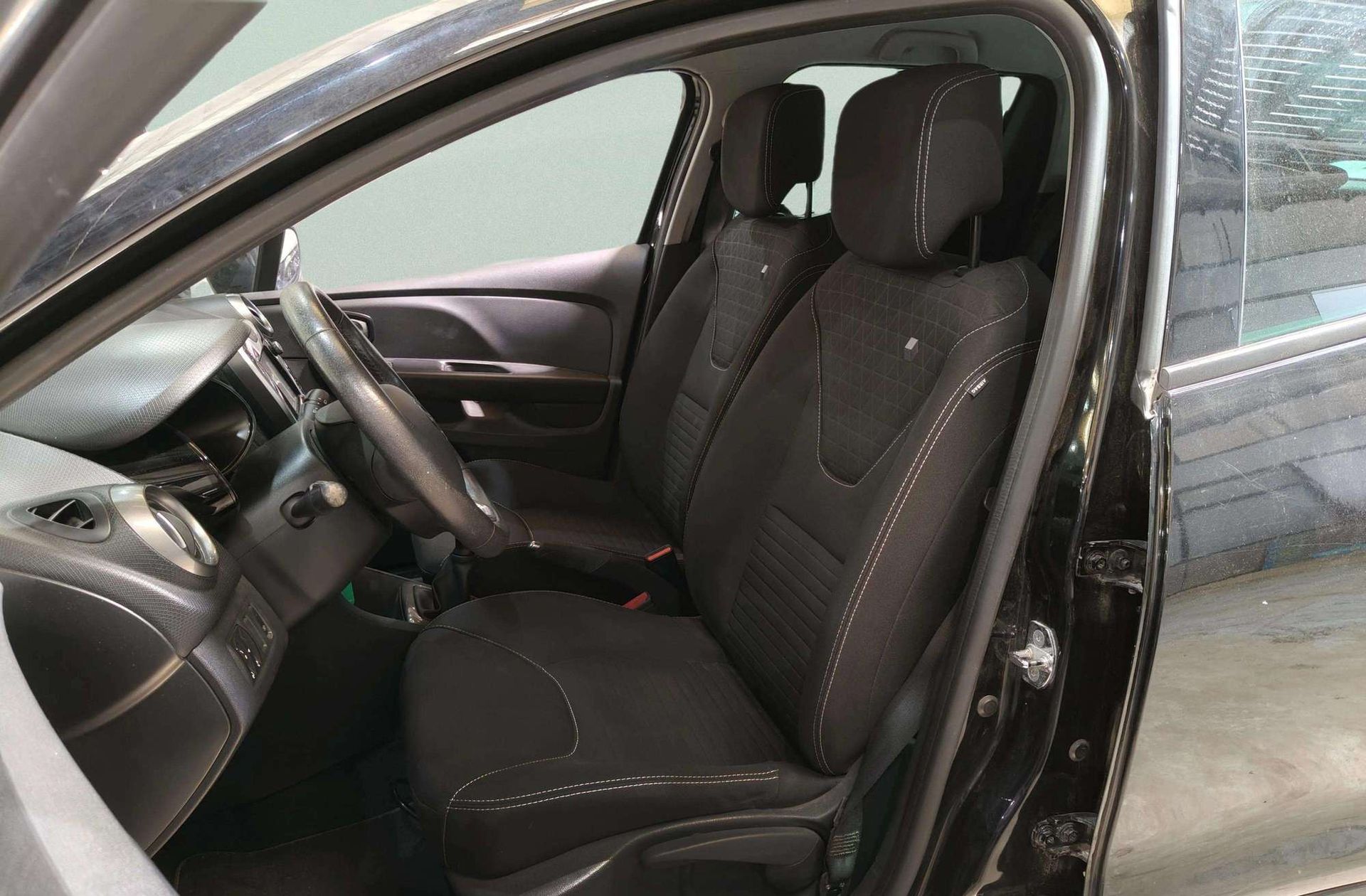 Renault Clio Limited Energy TCe - foto 11
