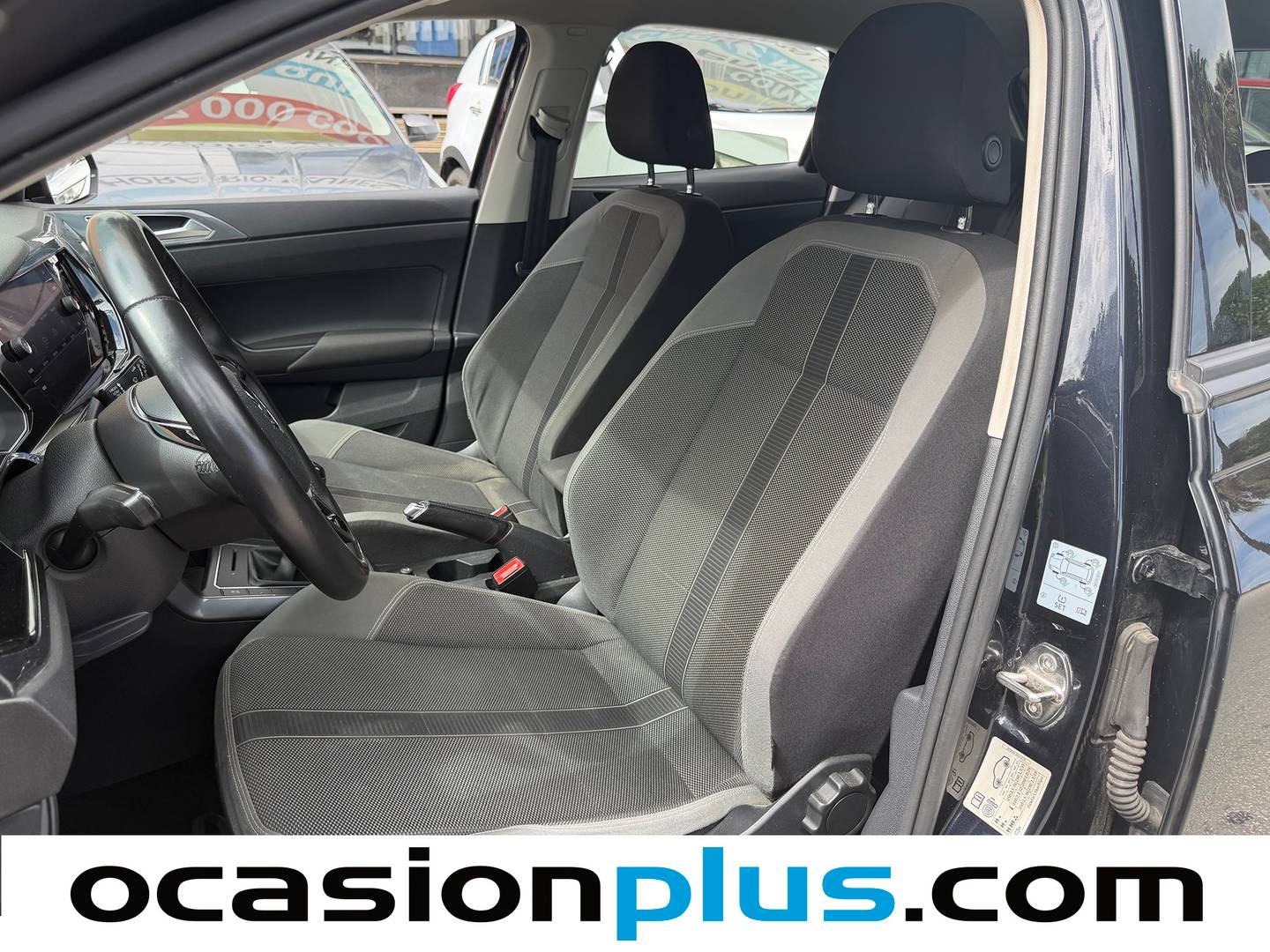 Foto asientos delanteros Volkswagen Polo Volkswagen Polo Sport 1.0 TSI (95 CV)