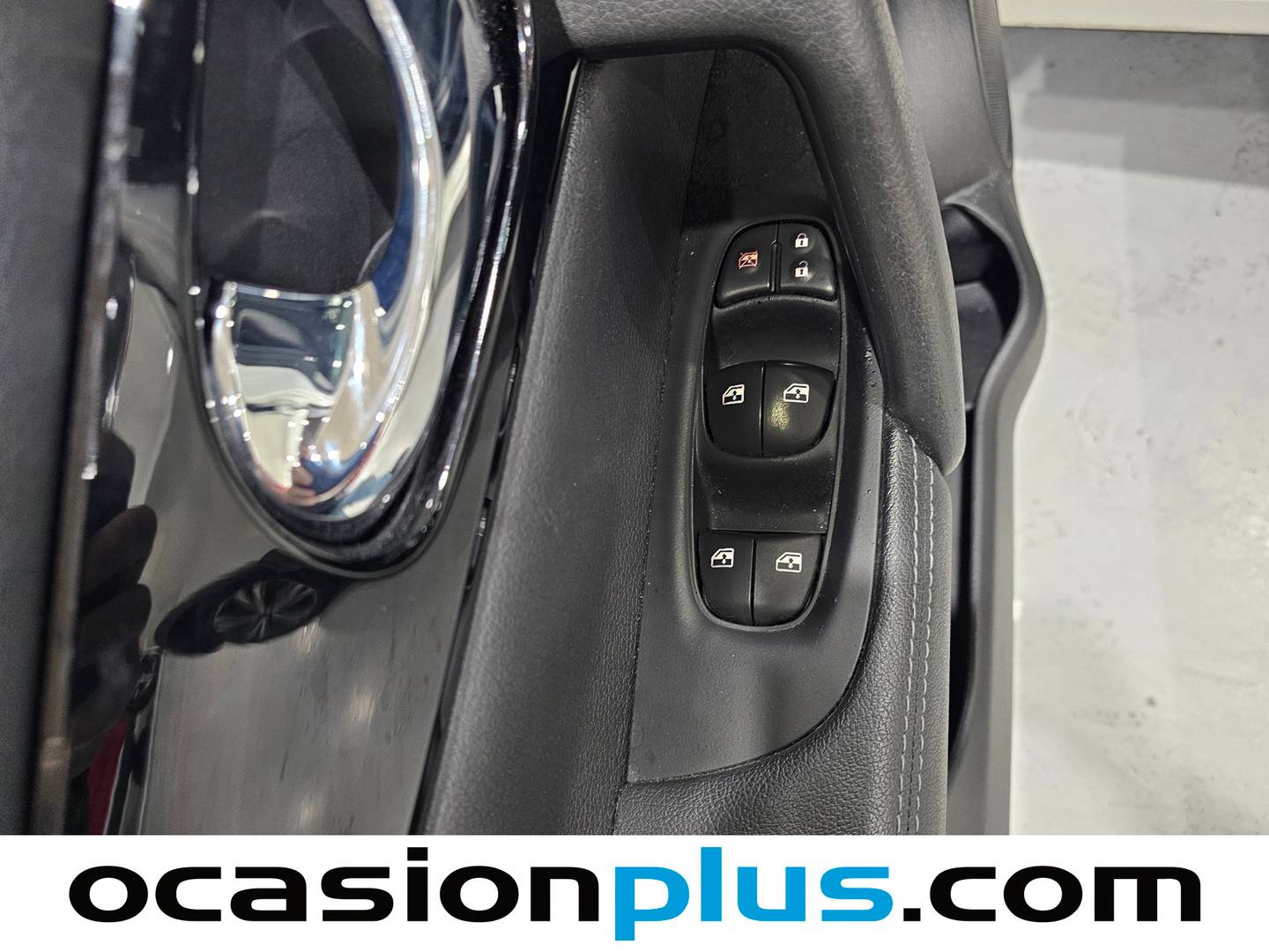 Foto Nissan QASHQAI Nissan Qashqai DIG-T 140 N-Connecta 4x2 (140 CV)