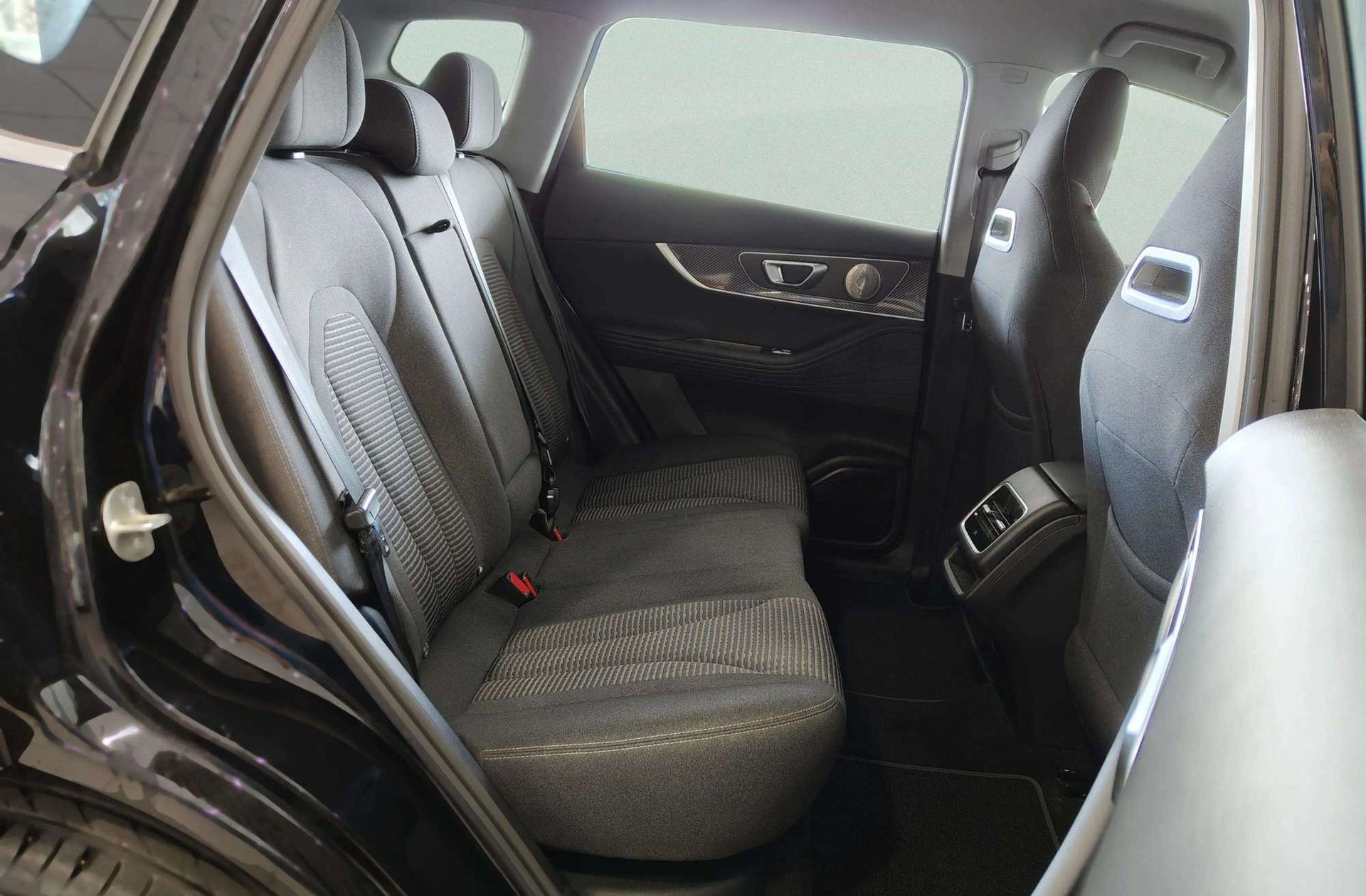 Ebro s700 1.6 T-GDi Comfort DCT - foto 18