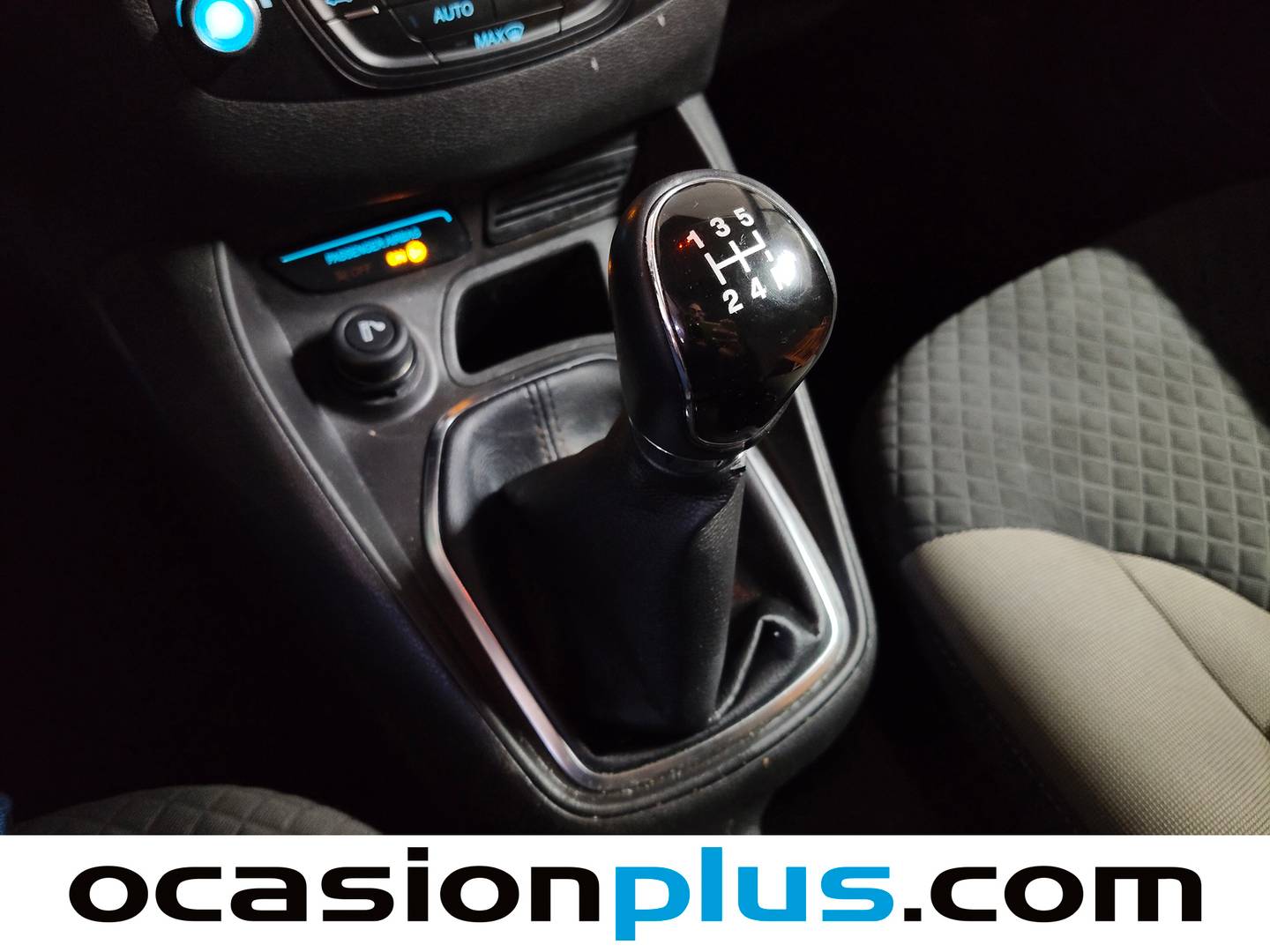 Ford Tourneo Courier Ford Tourneo Courier 1.0 EcoBoost Titanium (100 CV) de segunda mano