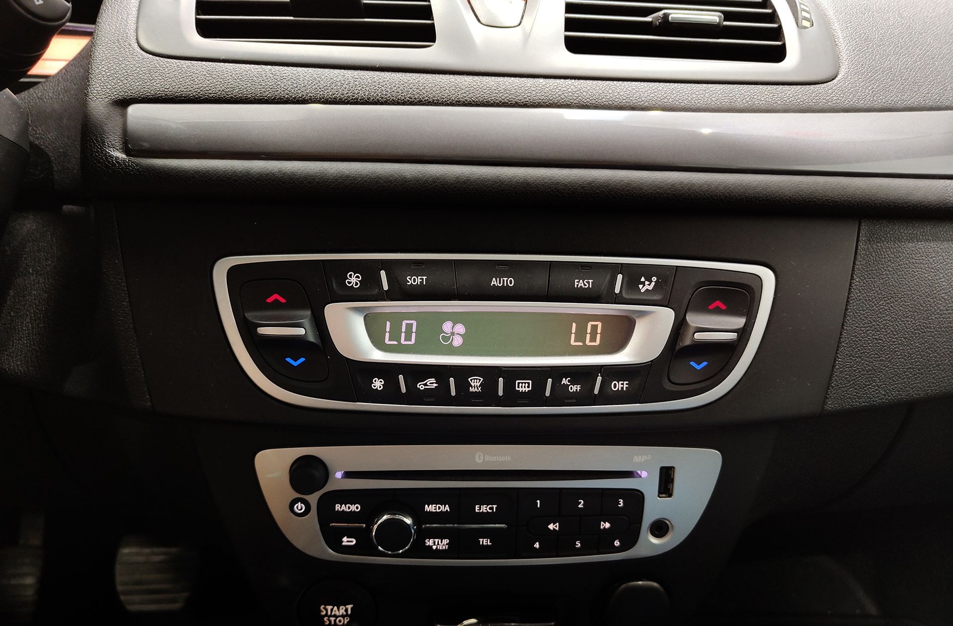 Renault Mégane Limited Energy TCe - foto 24