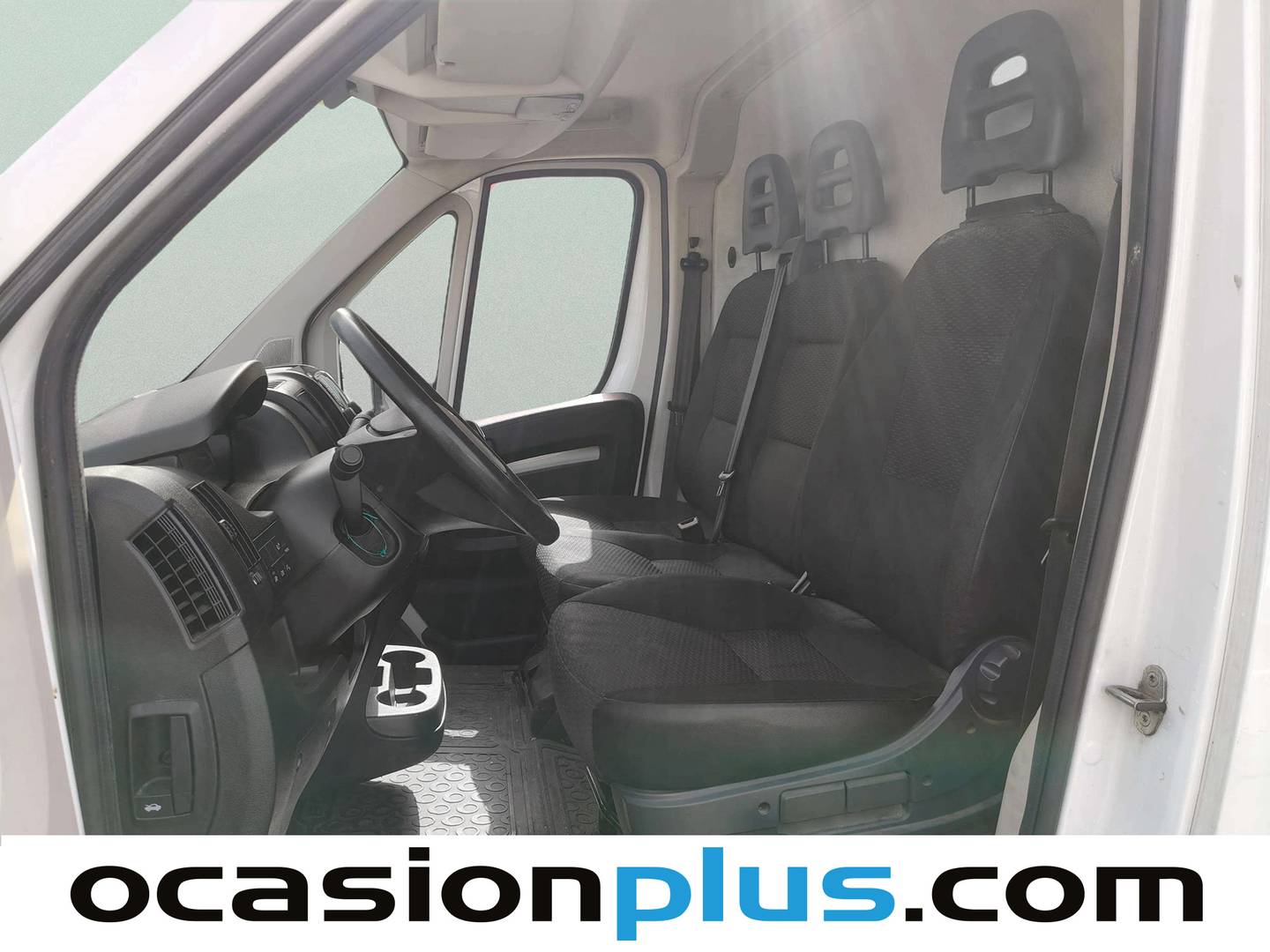 Foto asientos delanteros Peugeot Boxer Peugeot Boxer Furgon BlueHDi 140 S&S 333 L2H2 (140 CV)