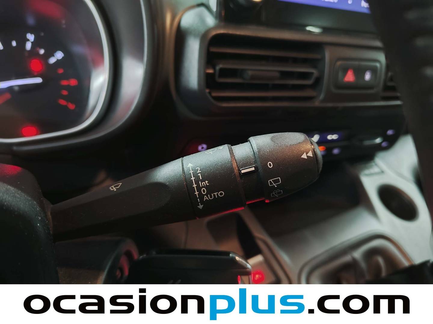 Citroën Berlingo Citroën Berlingo BlueHDi 100 S&S Talla M Shine (102 CV) seminuevo