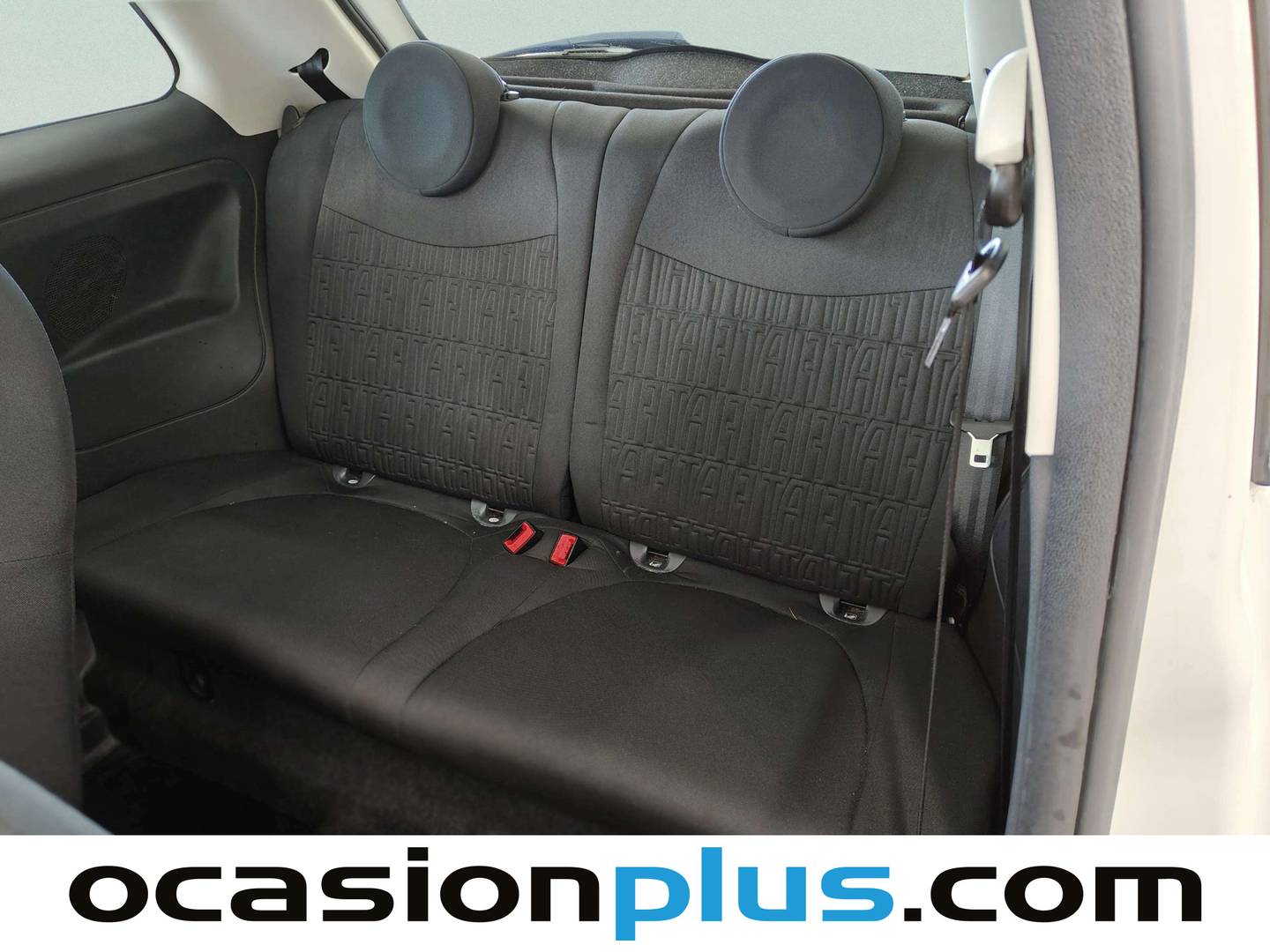 Foto asientos traseros Fiat 500 Fiat 500 1.0 Hybrid Dolcevita (70 CV)