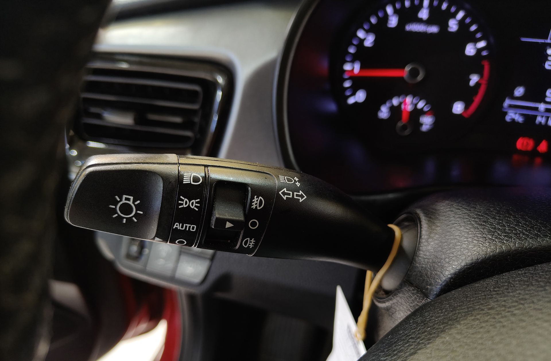 Kia Rio 1.0 T-GDi Drive - foto 33