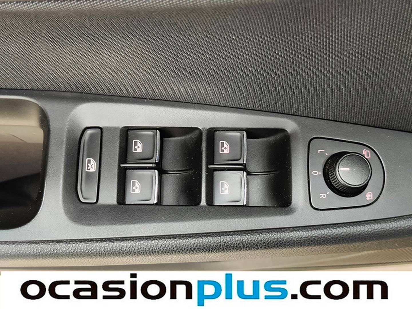 Foto Seat León SEAT León 1.5 TGI GNC S&S FR Fast Edition (130 CV)