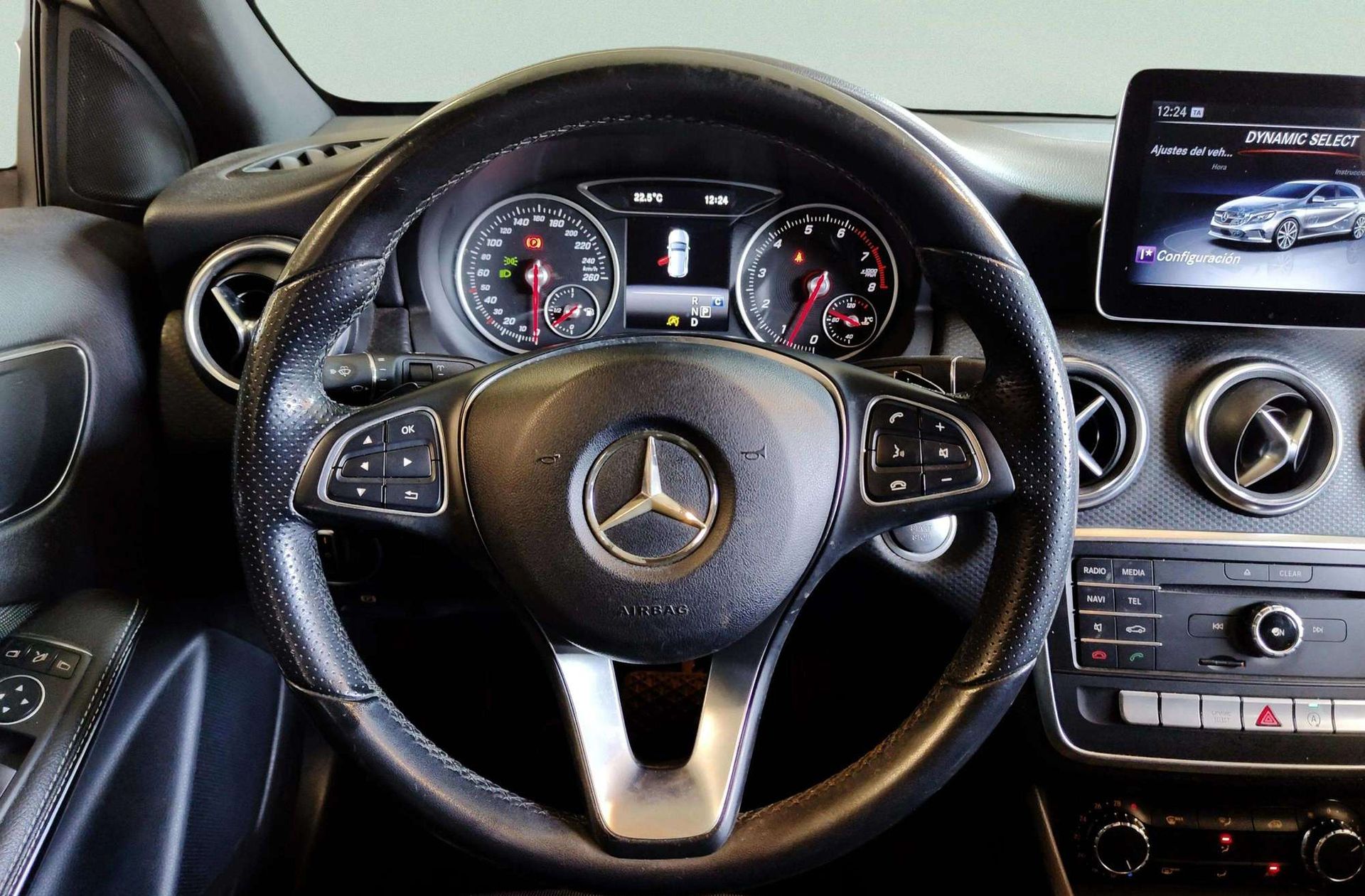Mercedes-Benz Clase A 200 Pack AMG - foto 22