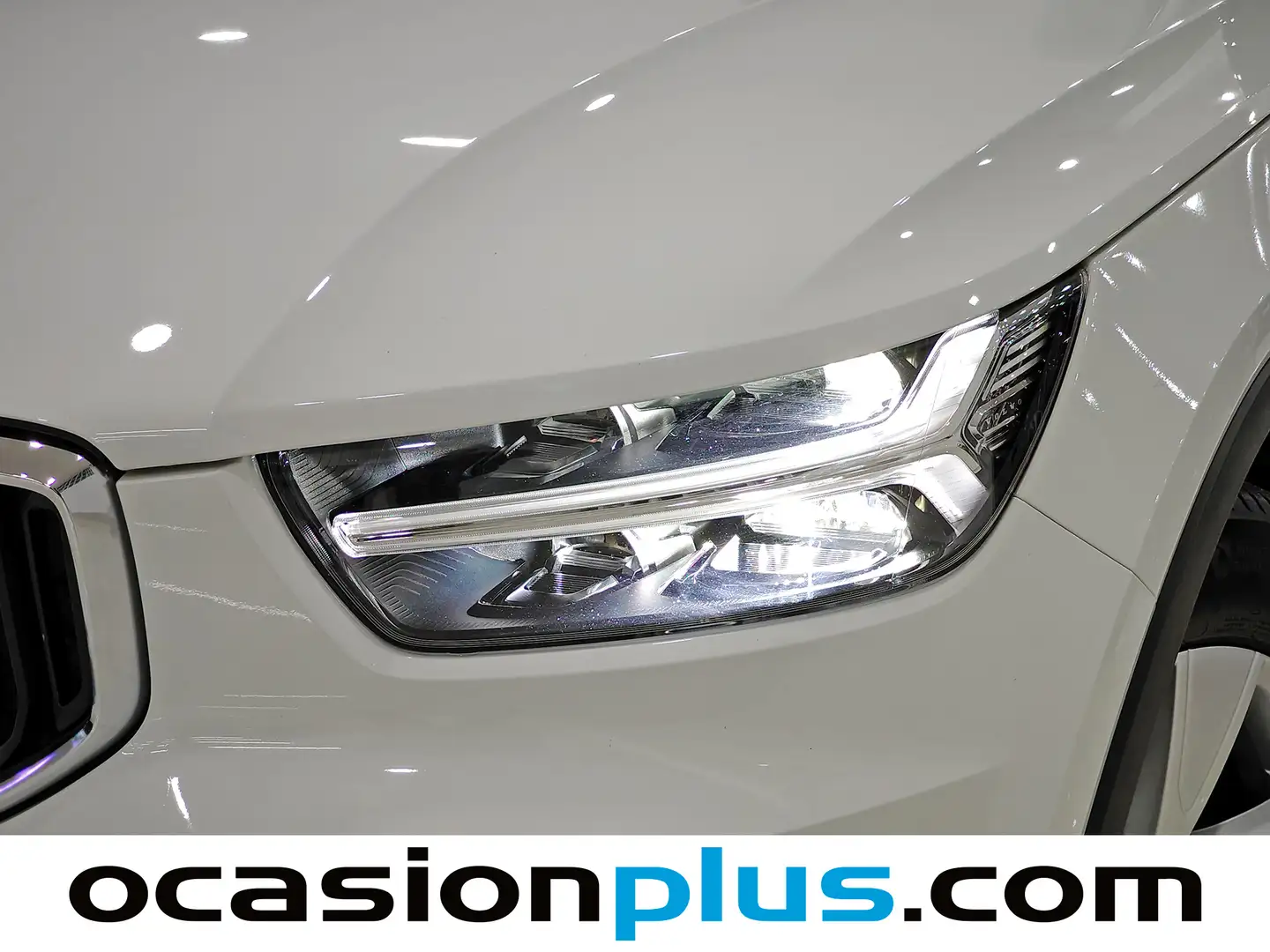 Foto Volvo XC40 Volvo XC40 T3 Momentum Core (163 CV)