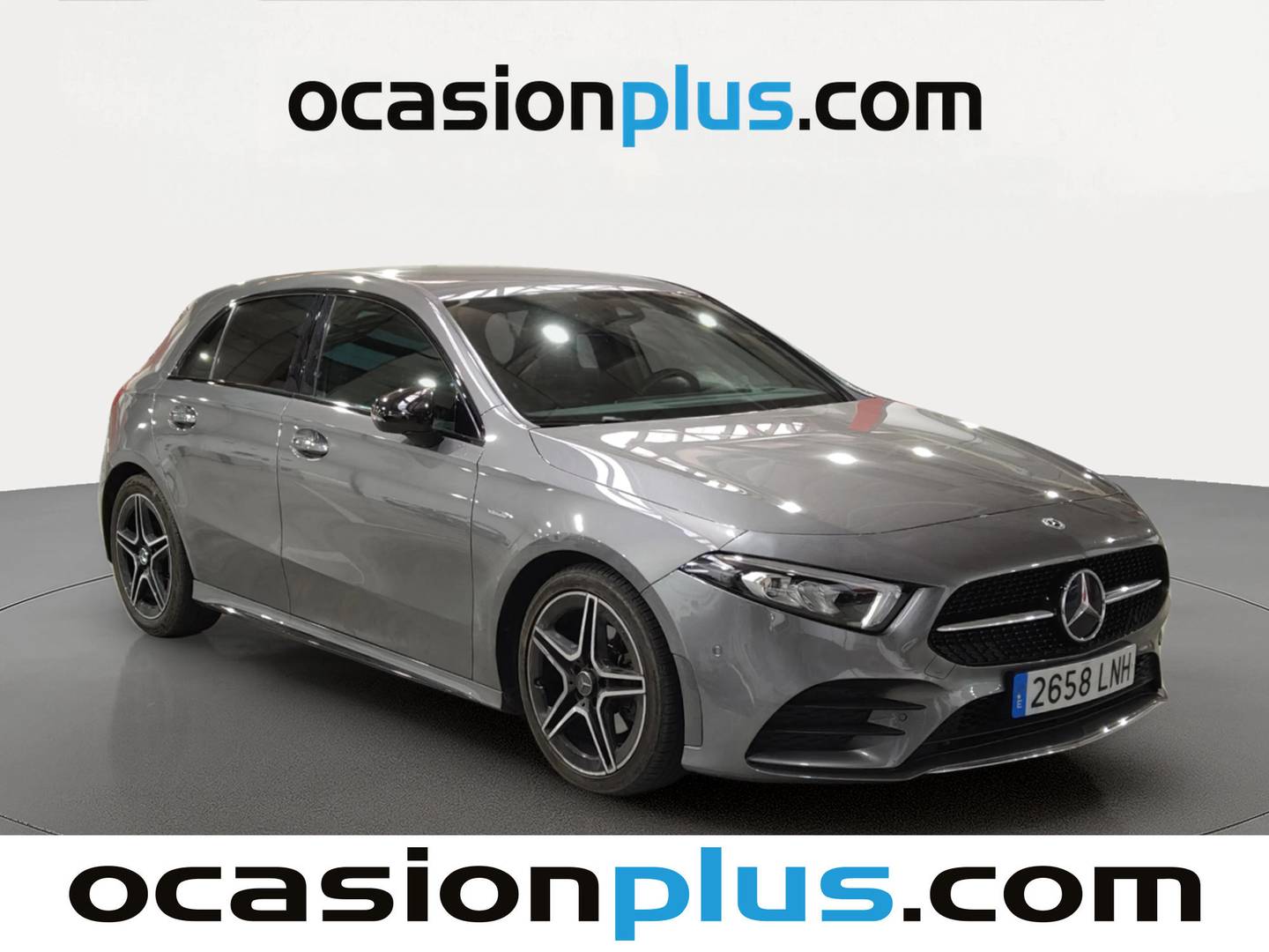 Foto delantera Mercedes Clase A Mercedes-Benz Clase A 180 d  (116 CV) Pack AMG derecha