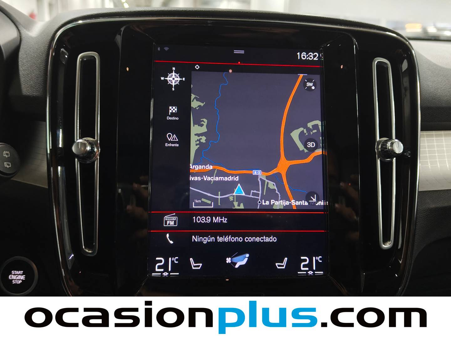 Equipamiento del Volvo XC40 Volvo XC40 T3 Business Plus (163 CV)