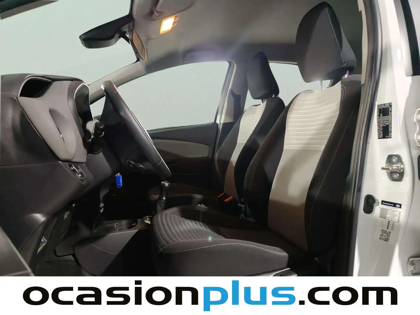 Foto Toyota Yaris Toyota Yaris 70 Active Tech (69 CV)