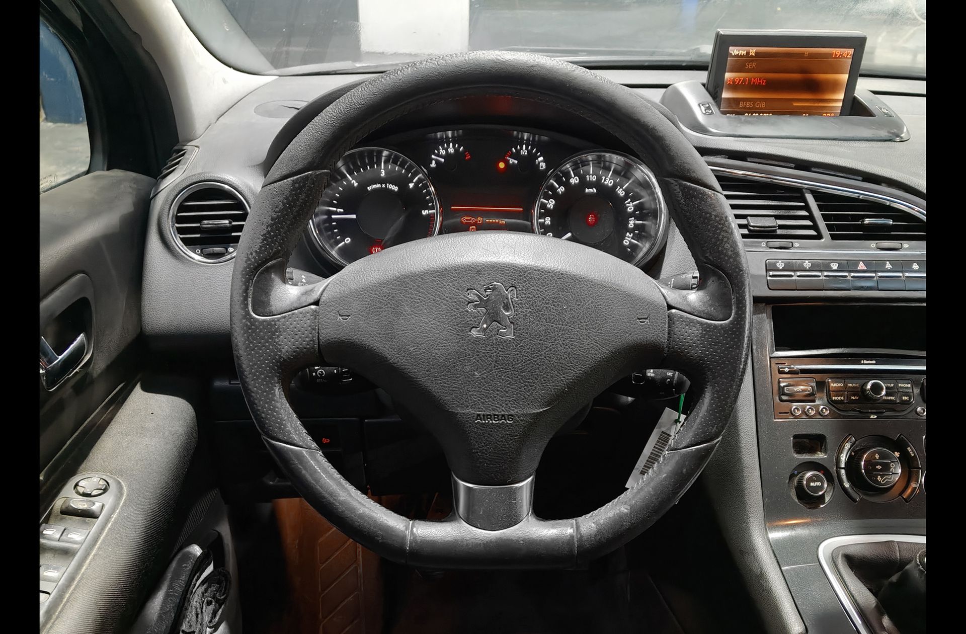 Peugeot 5008 2.0 HDi Sport Pack - foto 19