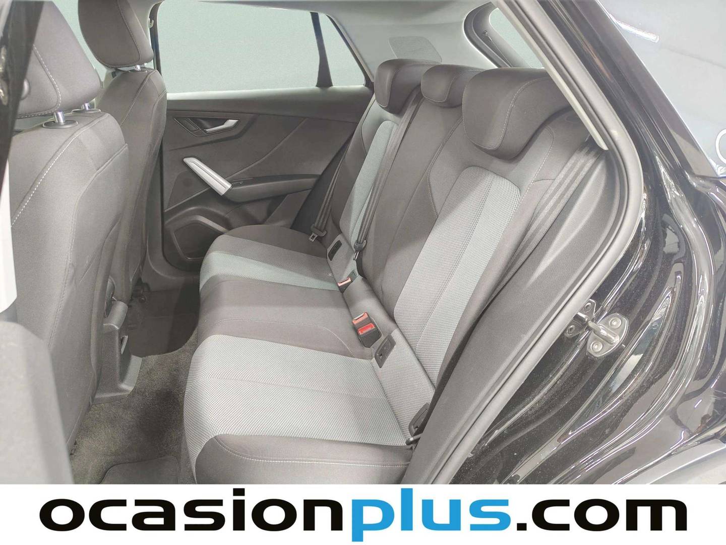 Foto asientos traseros Audi Q2 Audi Q2 design 30 TFSI (116 CV)