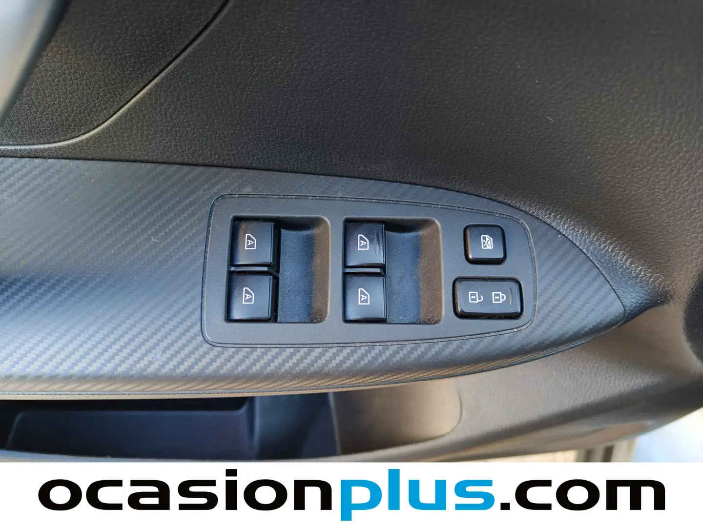 Foto Mitsubishi Eclipse Cross Mitsubishi Eclipse Cross 2.4 PHEV Kaiteki 4WD Auto (188 CV)