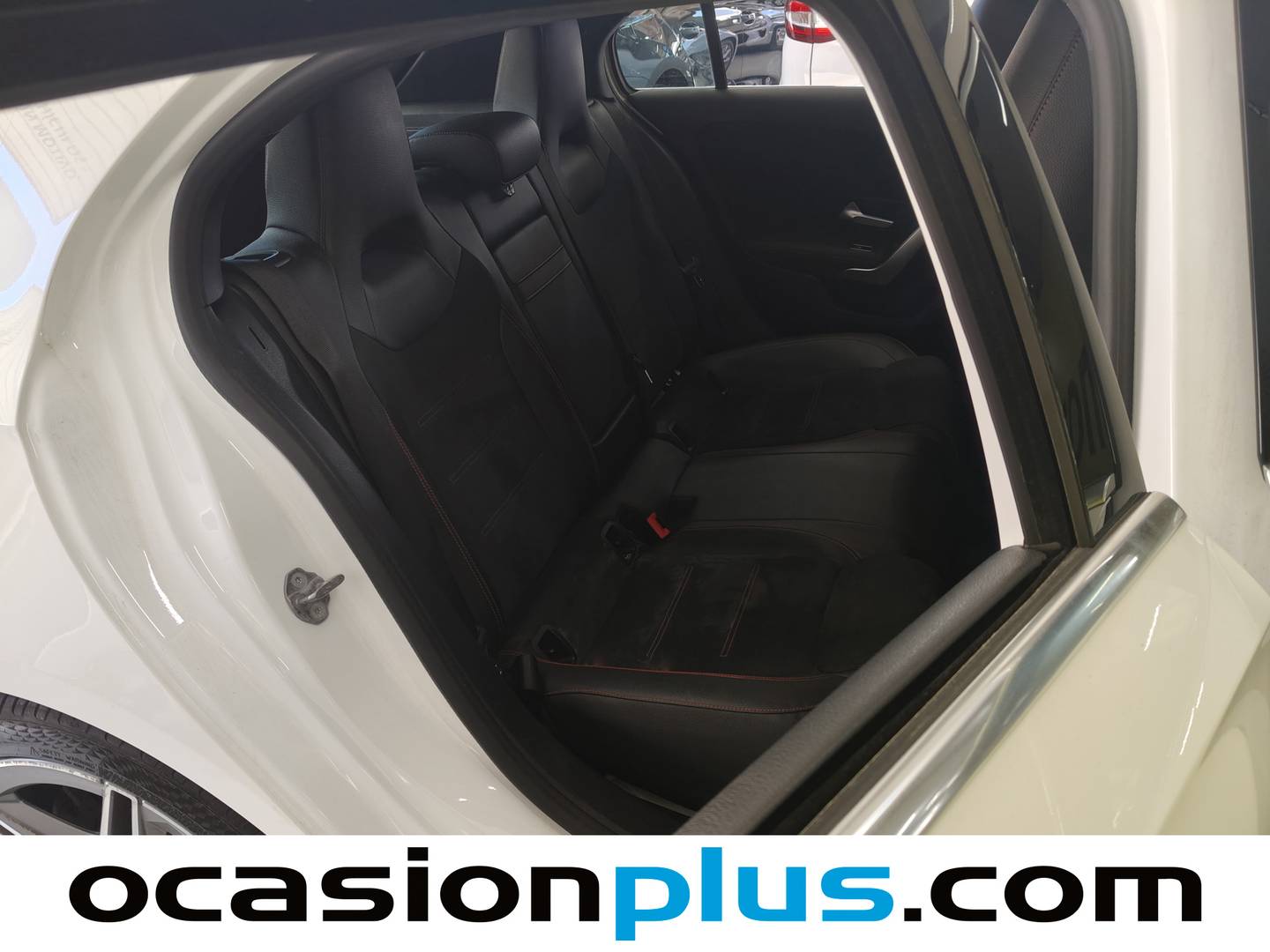 Foto asientos traseros Mercedes Clase A Mercedes-Benz Clase A 180 d Pack AMG (116 CV)