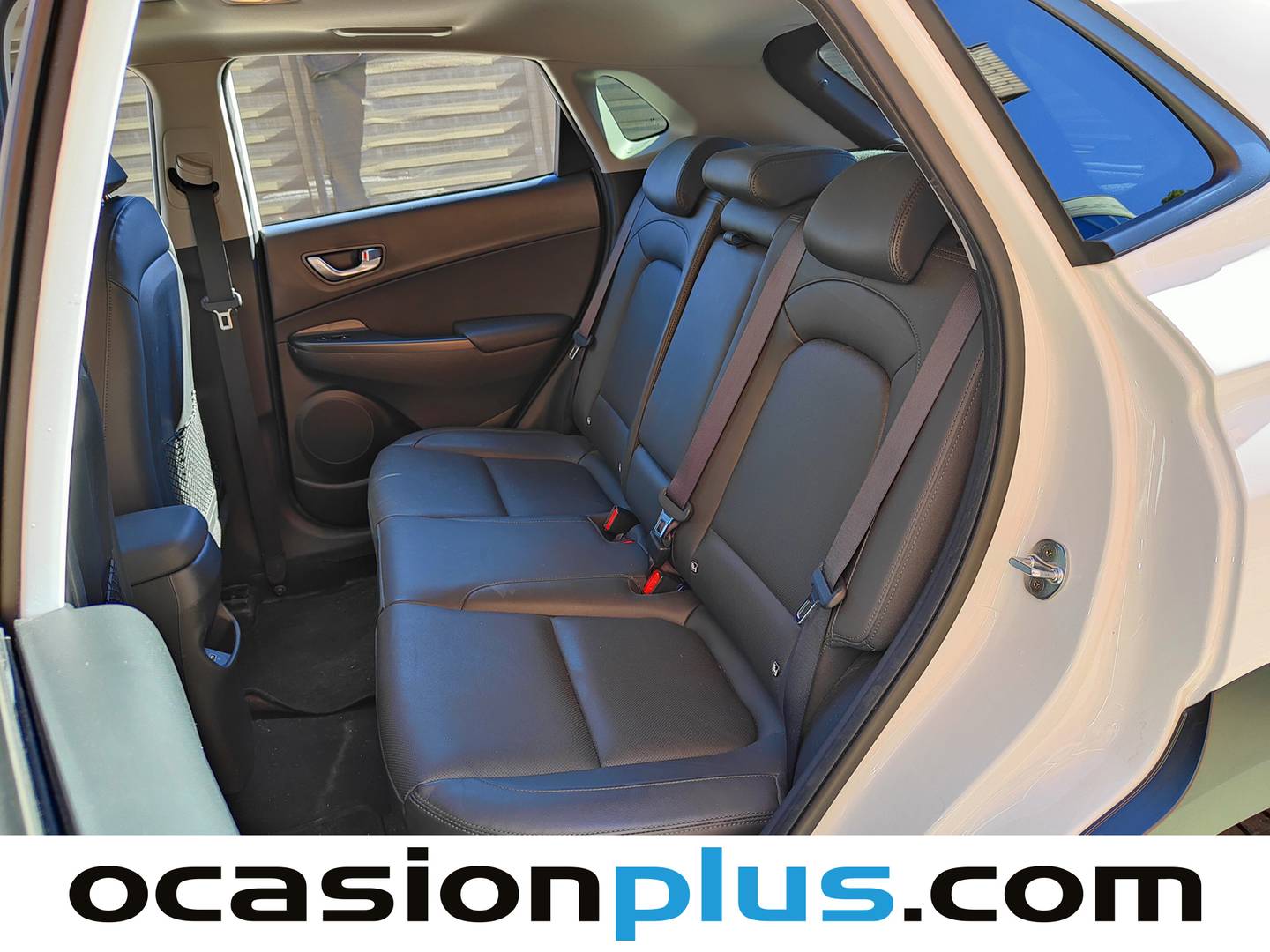 Foto asientos traseros Hyundai Kona Hyundai Kona 1.6 GDI HEV Style Sky DCT (141 CV)