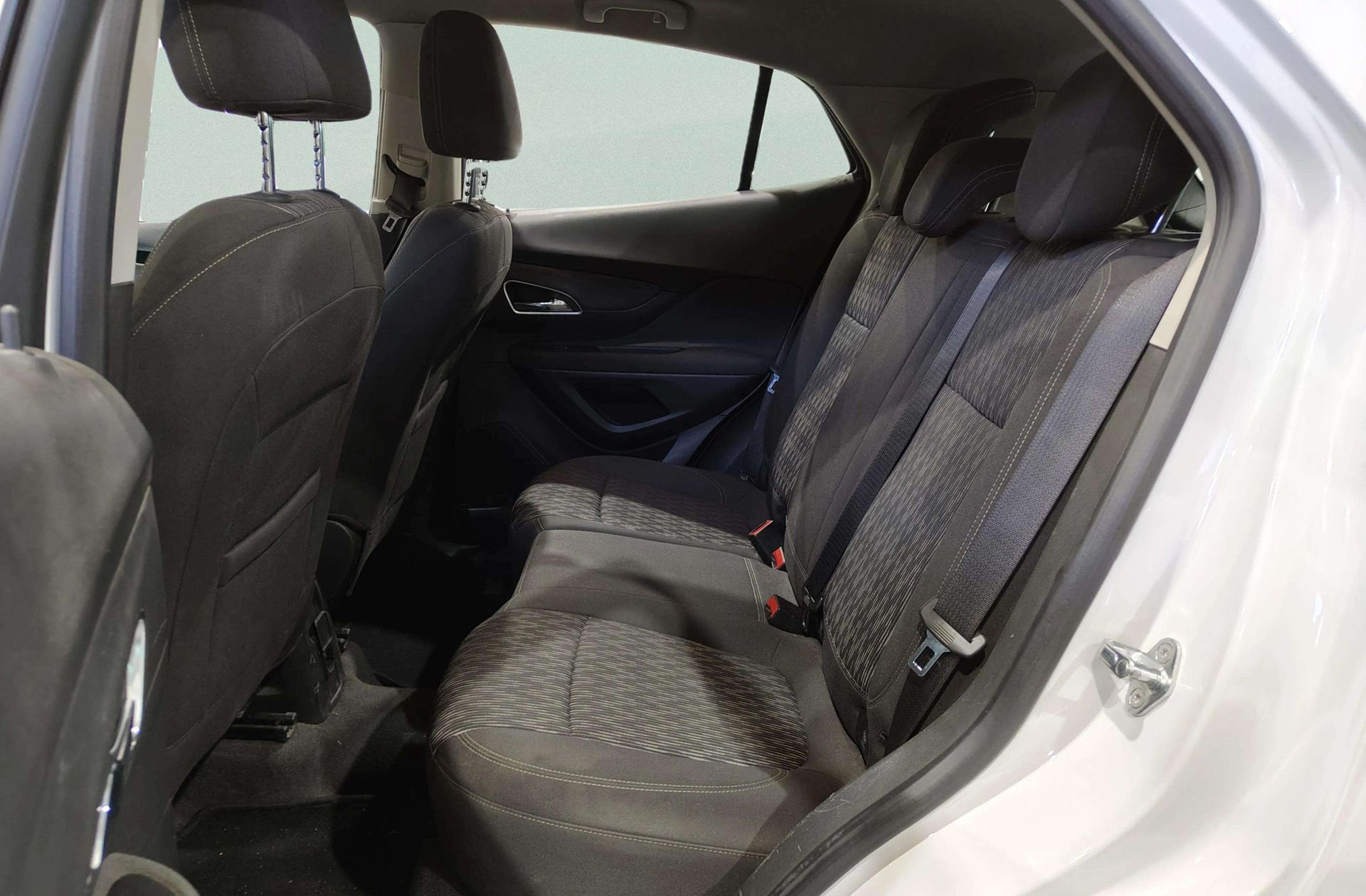 Opel Mokka 1.7 CDTi Selective 4x2 - foto 11