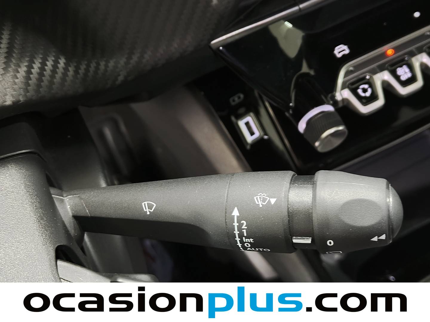 Peugeot 2008 Peugeot 2008 Allure Hybrid eDCS6 (145 CV) km 0