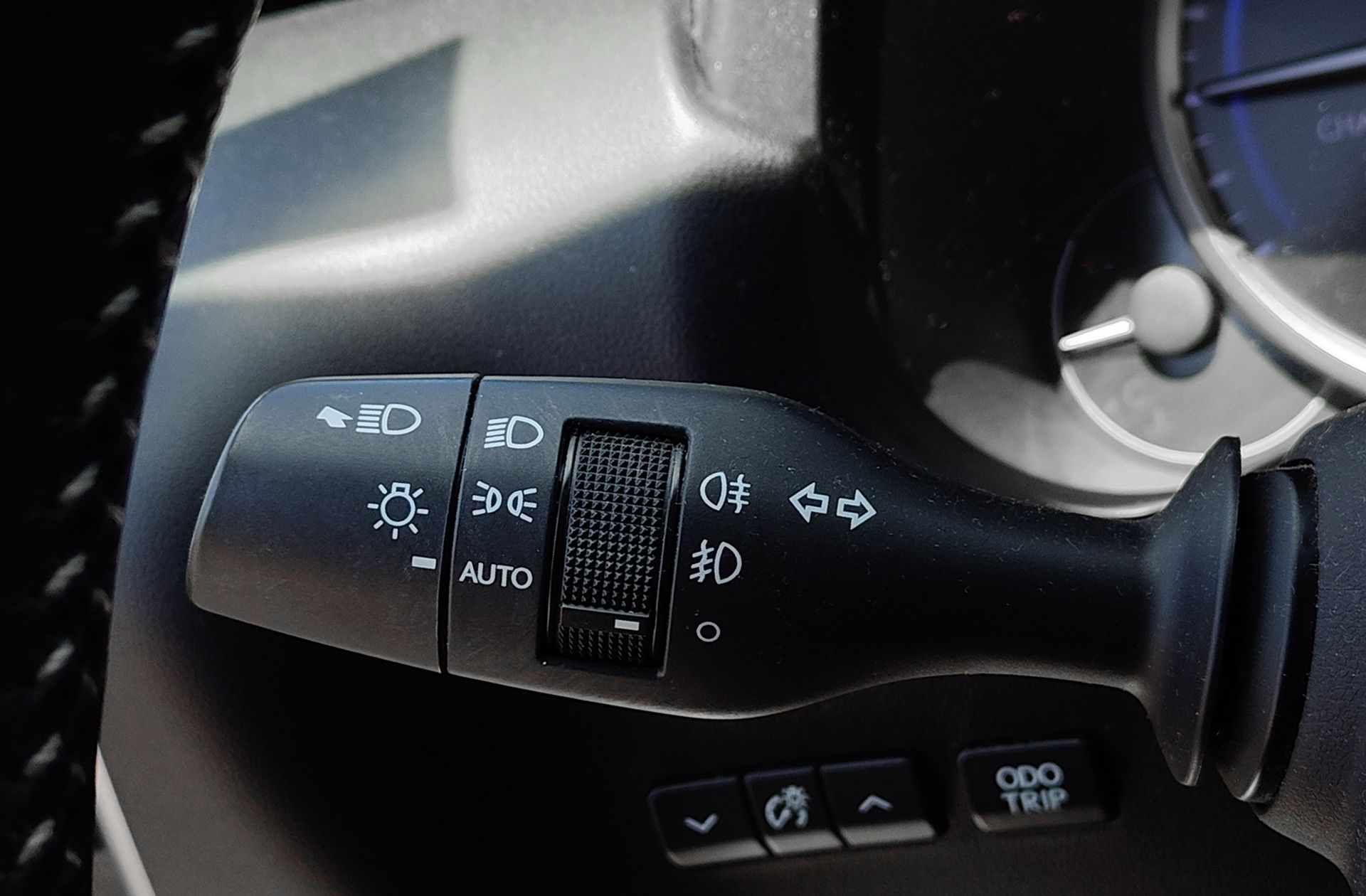 Lexus NX 300h Eco 2WD - foto 28