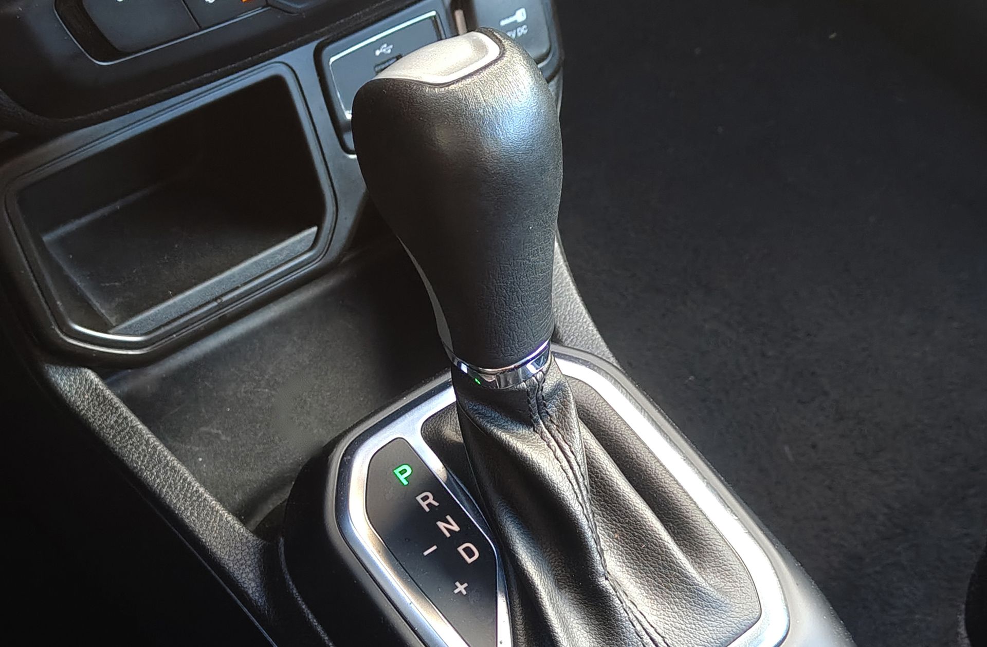 Jeep Renegade eHybrid 1.5 Limited ATX - foto 5