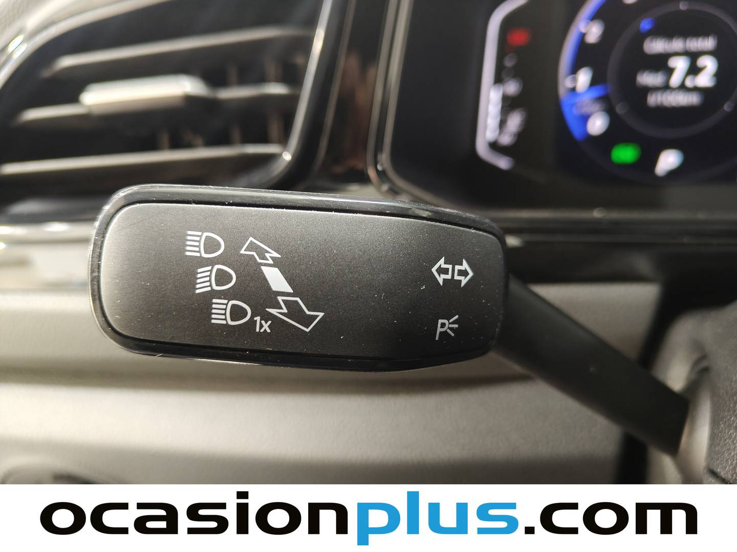 Foto Volkswagen T-Roc Volkswagen T-Roc R-Line 1.5 TSI (150 CV) DSG